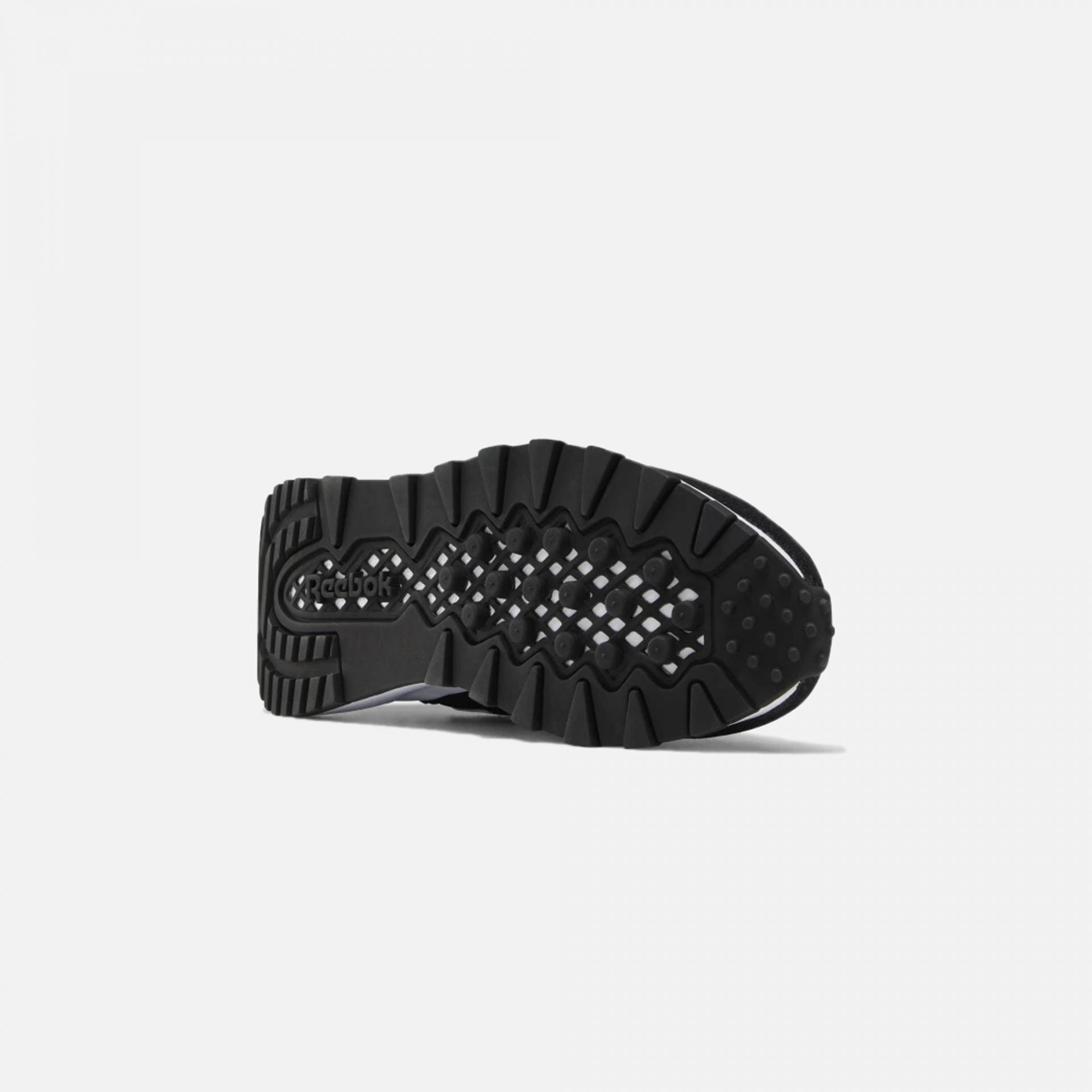 Reebok | CLASSIC LEATHER LEGACY { CORE BLACK - view 3