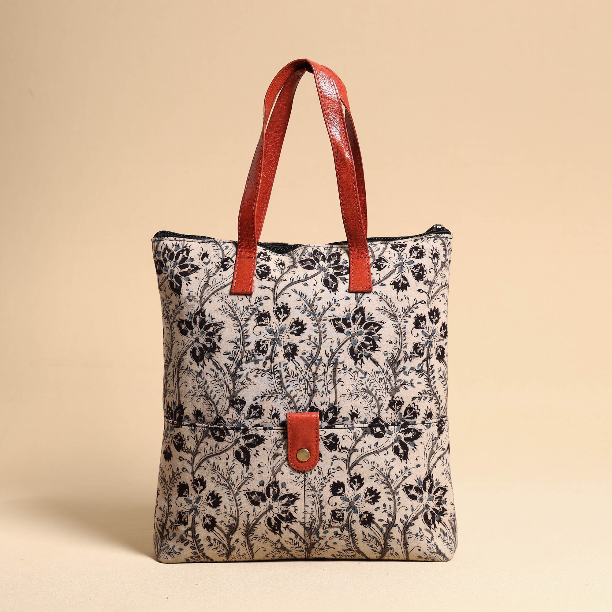 ASALKAAR Beige - Handcrafted Kalamkari Block Printed Hand Bag with Leather Handle