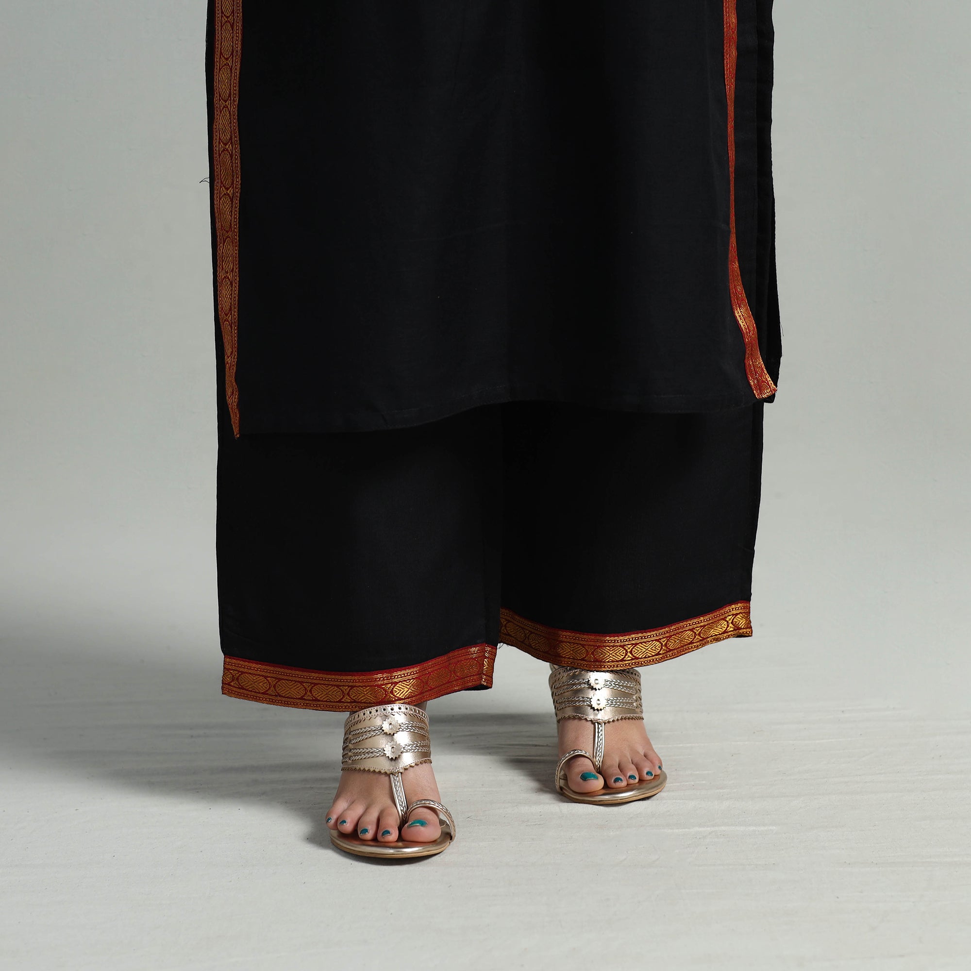ITOKRI CASUALS Black - Cotton Dharwad Kurta Set with Palazzo & Dupatta 23 - view 5