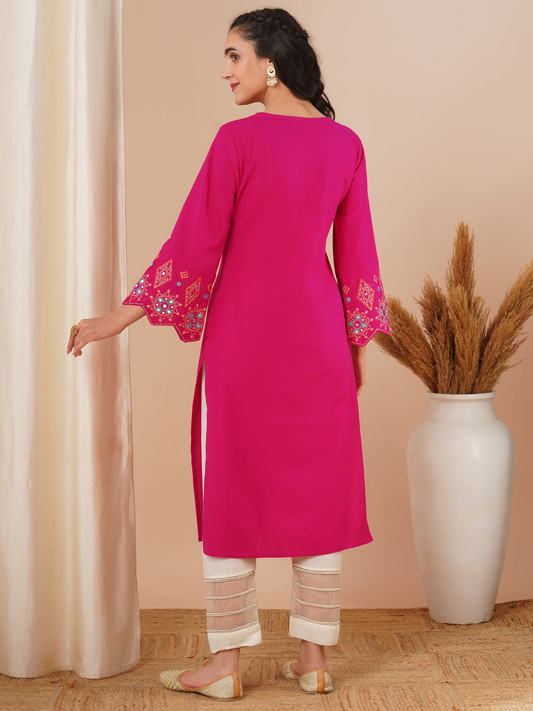 FASHOR Solid Ethnic Embroidered Straight Fit Kurta - Pink - view 6