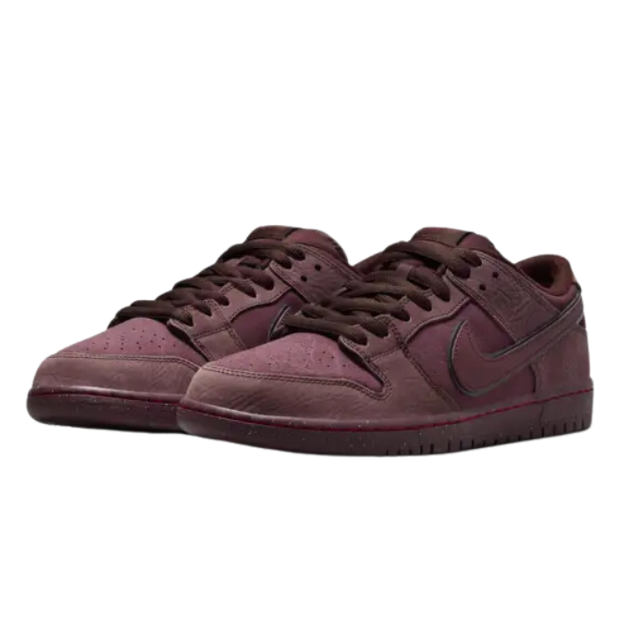 Cop Underdog Nike SB Dunk Low City Of Love Burgundy Crush - view 2
