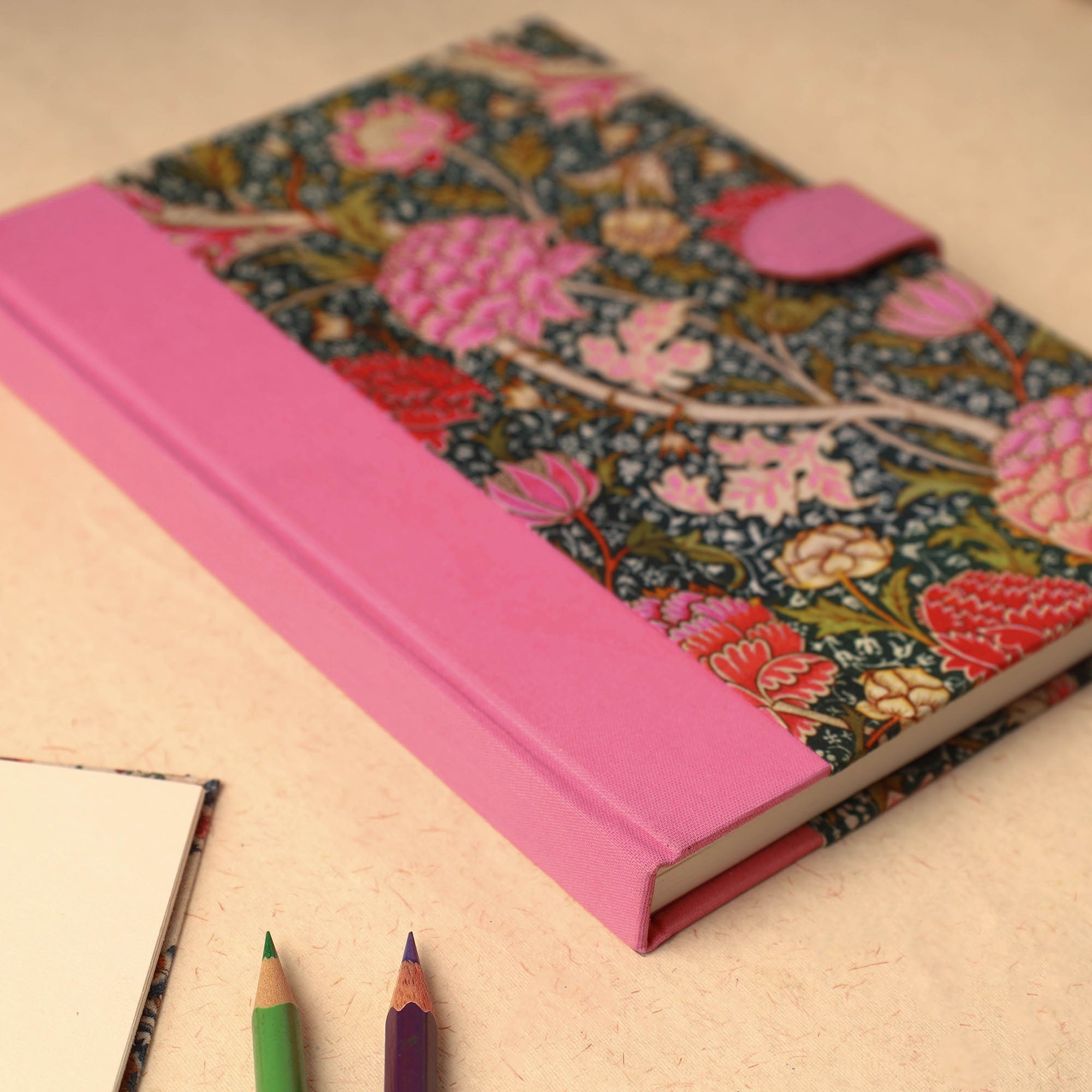 SUKRITI INPRINT Black - Floral Printed Handcrafted Magnetic Closure Notebook (8 x 6 in) 12 - view 2