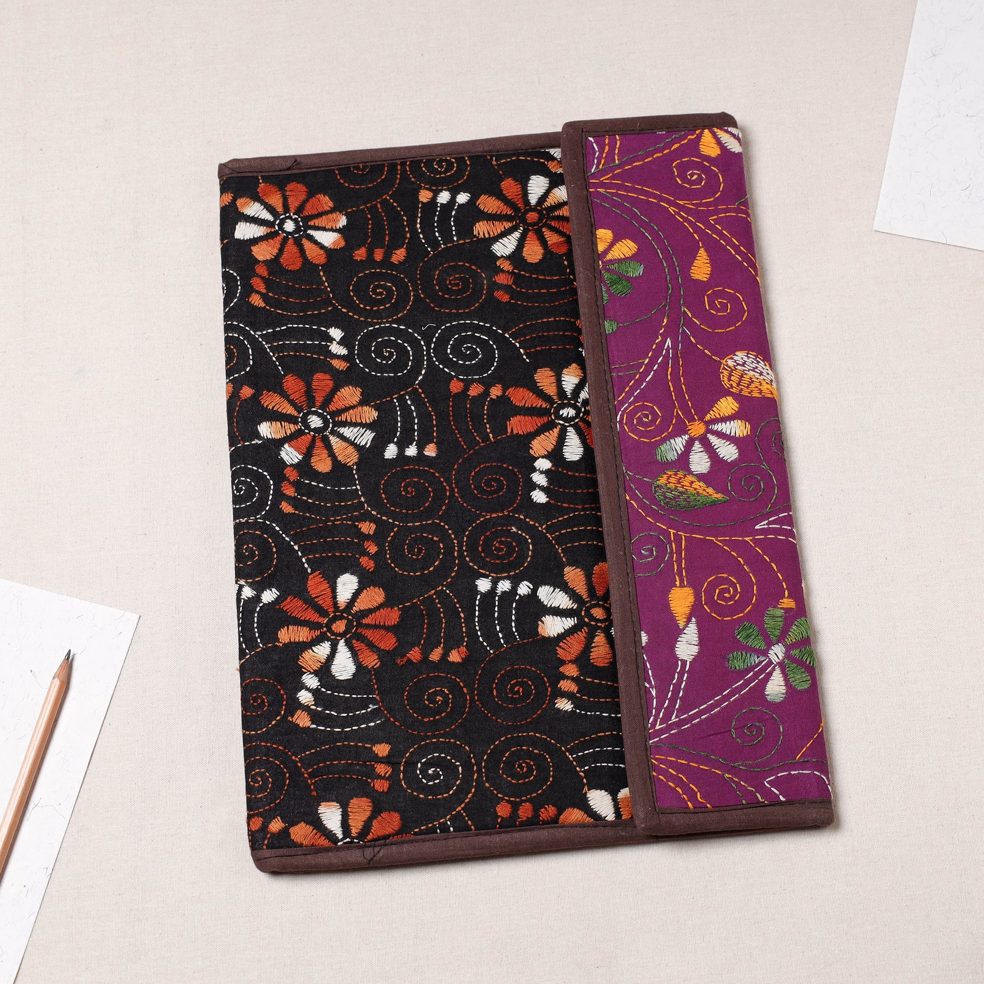 ASALKAAR Bengal Kantha Work Handcrafted File Folder