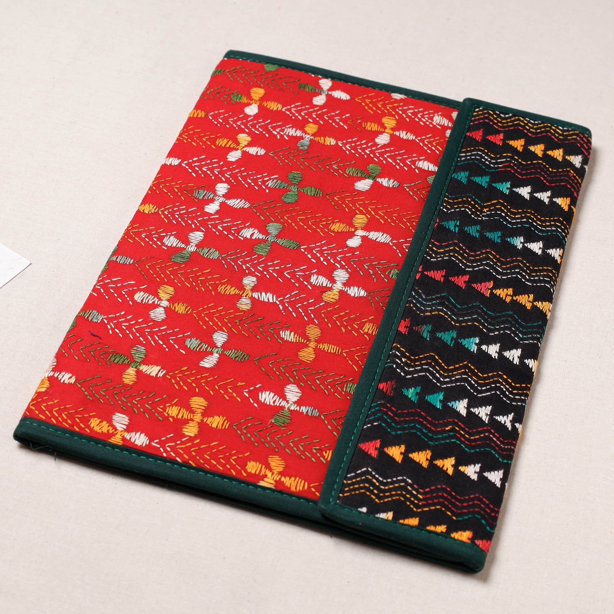 ASALKAAR Bengal Kantha Work Handcrafted File Folder - view 2