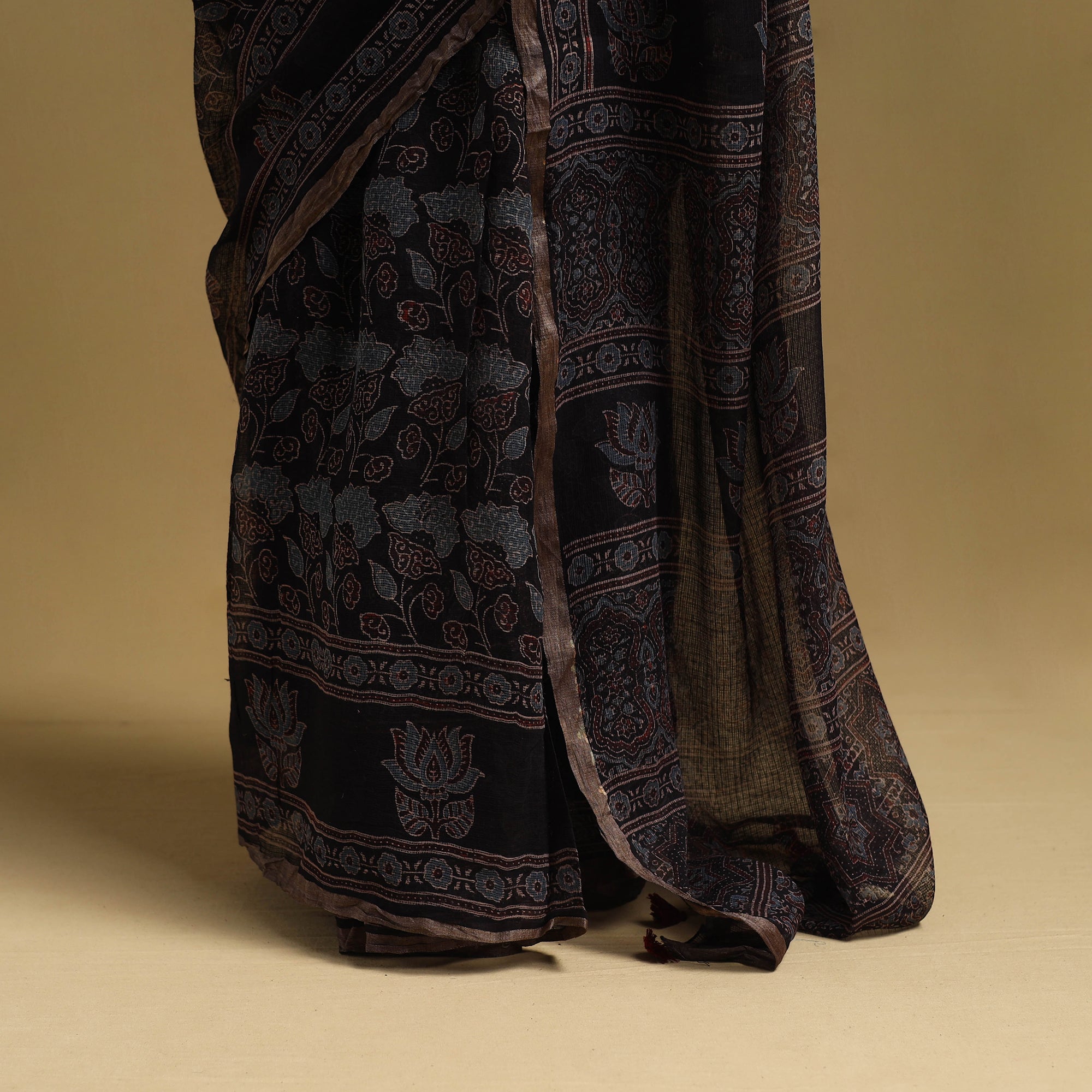 KACHCHH JI CHHAAP Black - Natural Dyed Block Print Kota Doria Cotton Ajrakh Saree 03 - view 5