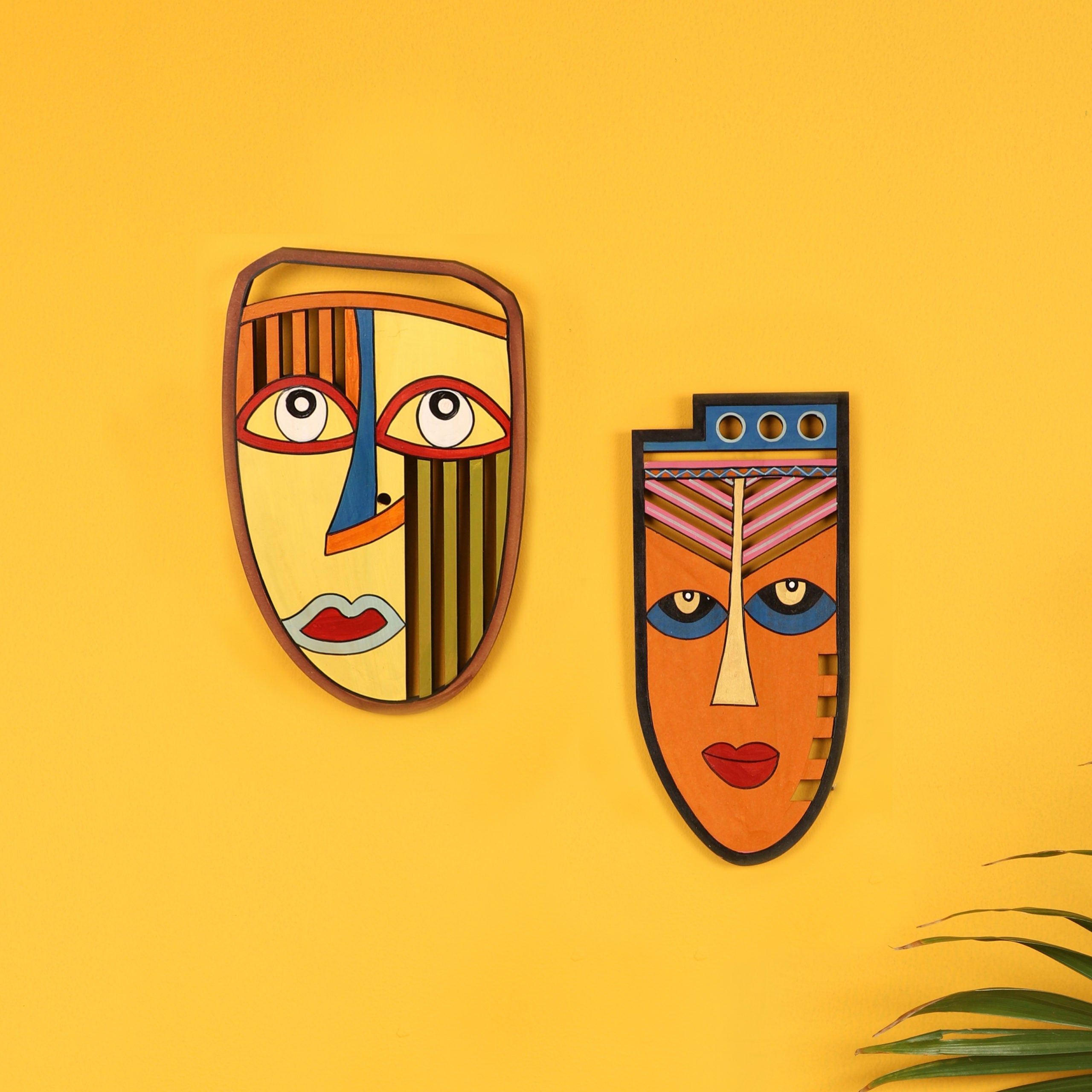 ART CREATIONS BY SUMAN SONTHALIA AG OG Wall Decor Mask (Set of 2)