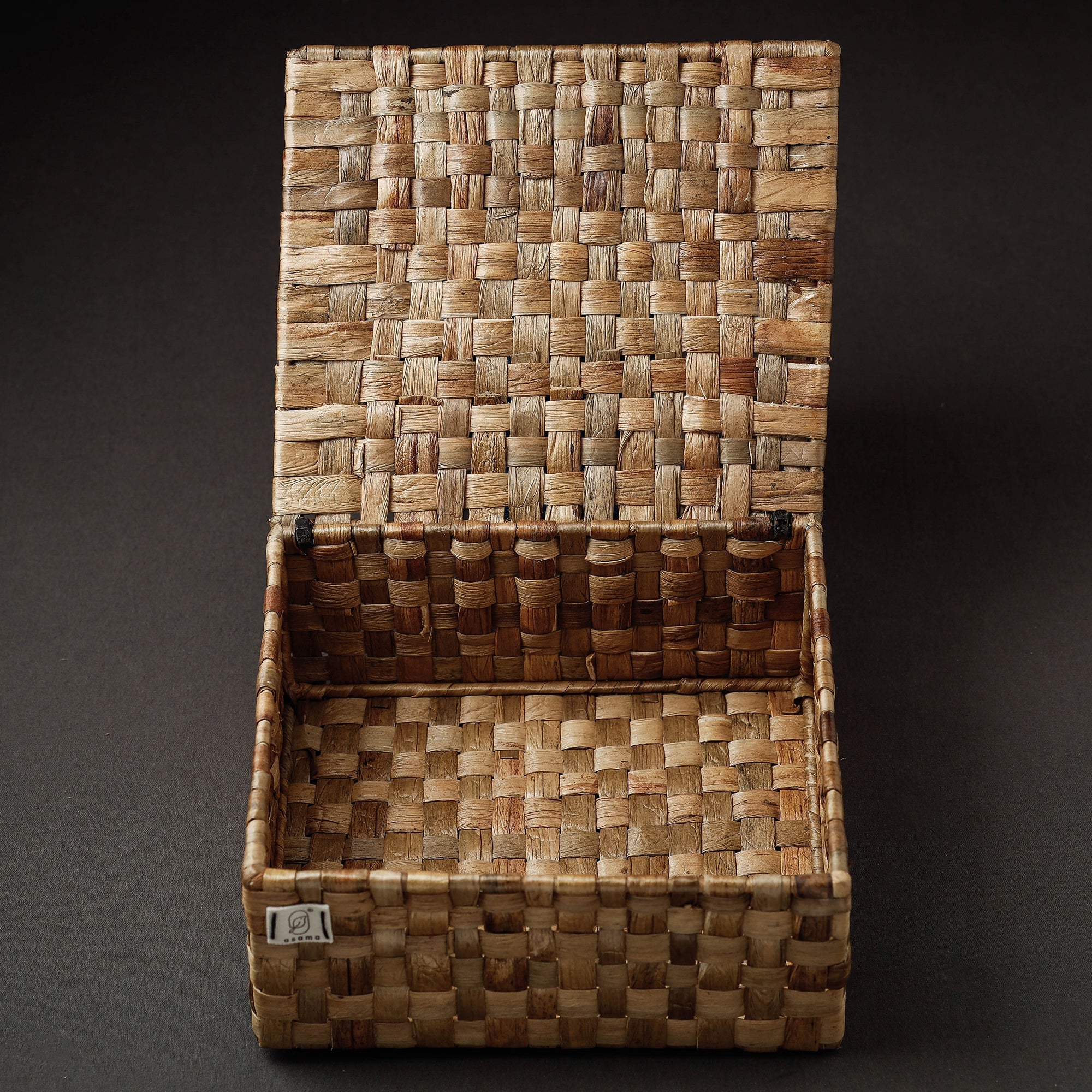ASAMA Brown - Handcrafted Organic Water Hyacinth Basket (9 x 8 in) - view 2