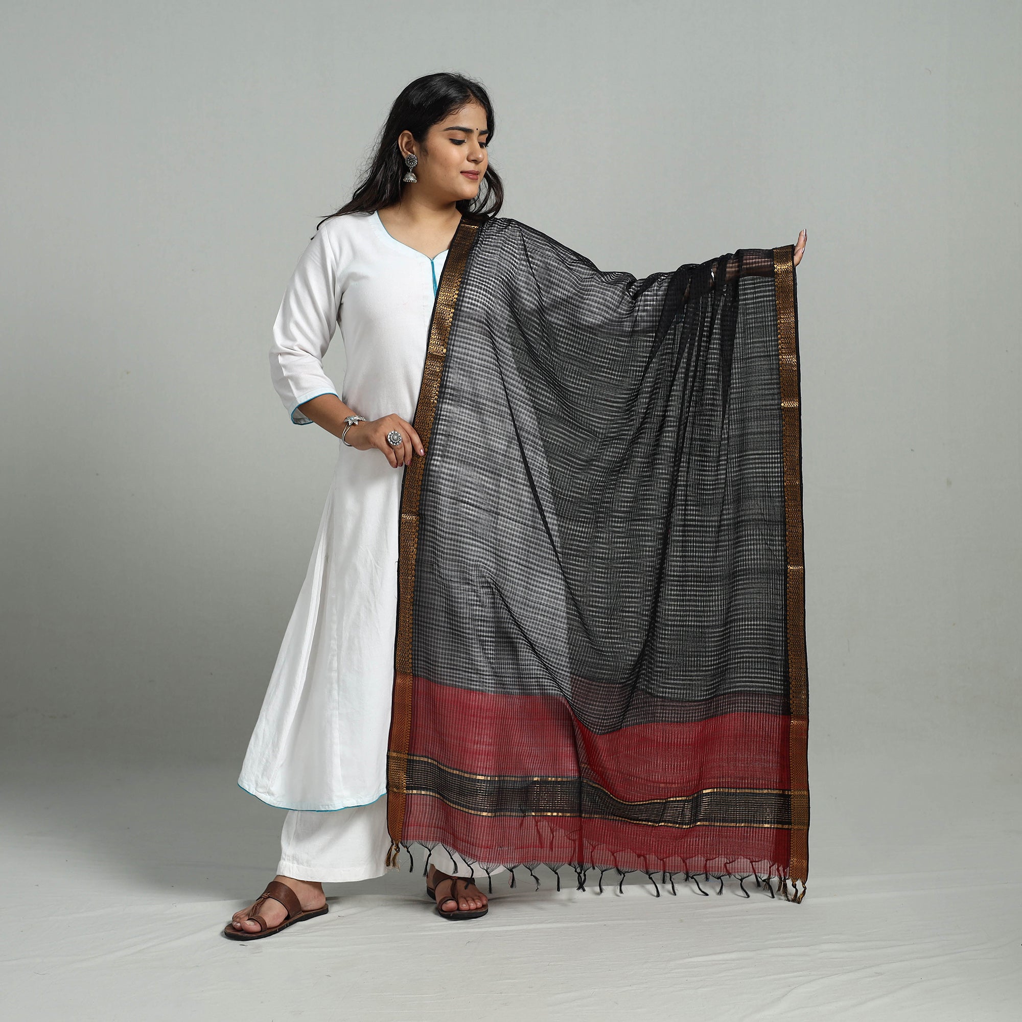 SOUTH KARGHA Black - Handloom Cotton Nizam Zari Border Mangalagiri Dupatta 12