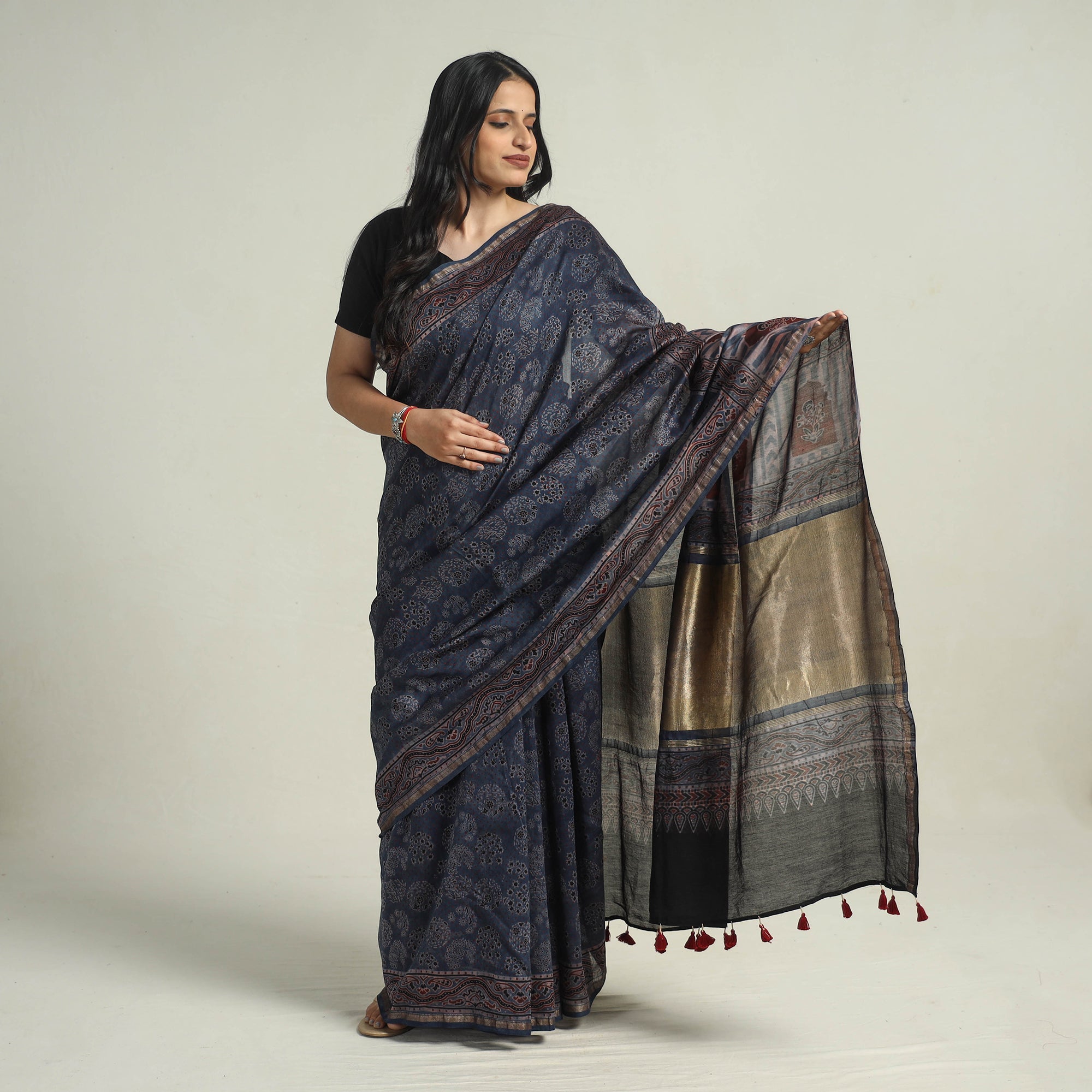AJRAKH BY JABBAR KHATRI Blue - Chanderi Silk Block Printed Ajrakh Saree 08 - view 2