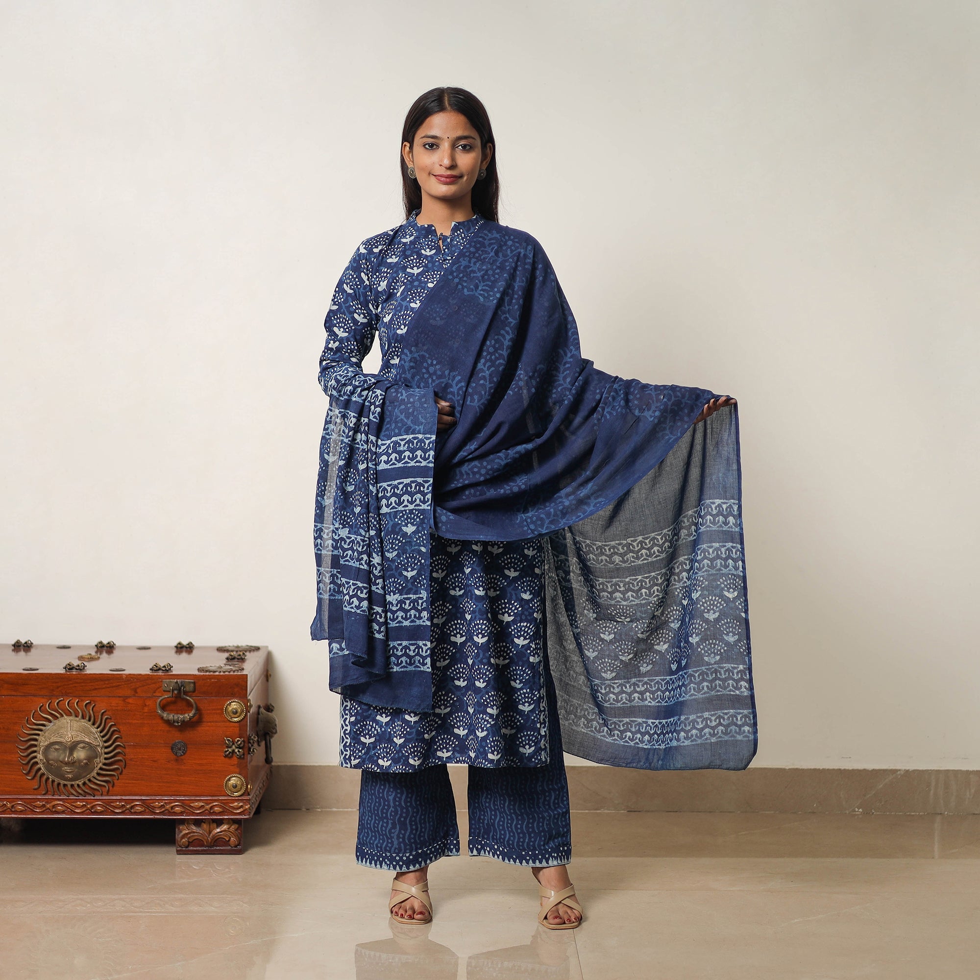 ITOKRI CASUALS Blue - Hand Block Print Indigo Bagru Cotton Suit Set 07 - view 2