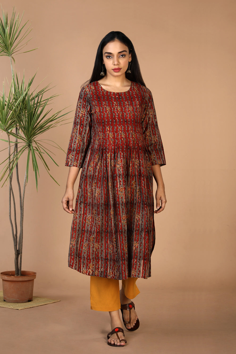 Kalanjali Ethnics Cotton kalamkari kurti – Women's, MAROON