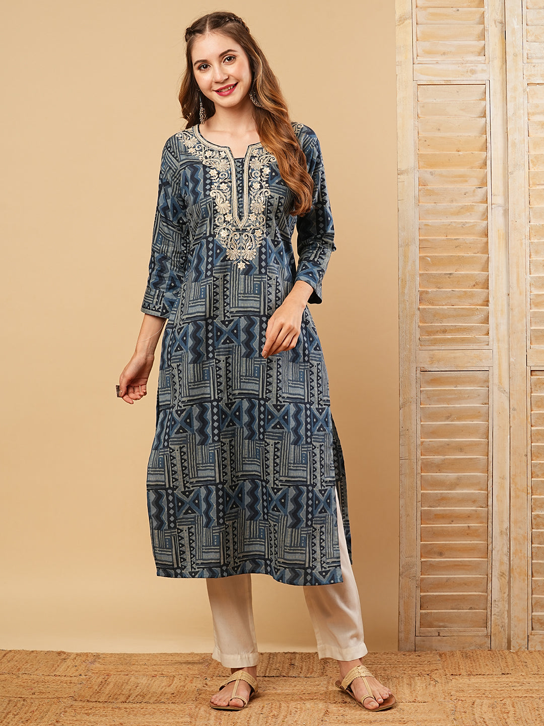 Fashor Abstract Printed Resham & Sequins Embroidered Kurta - Blue - view 2