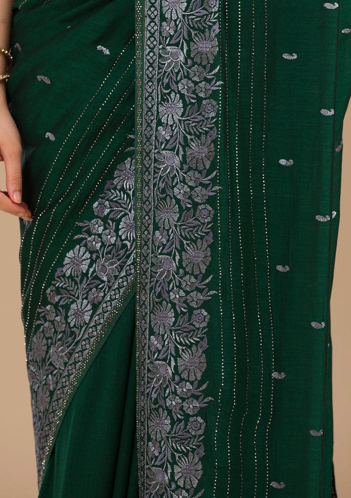 Koskii Bottle Green Threadwork Georgette Saree - view 7