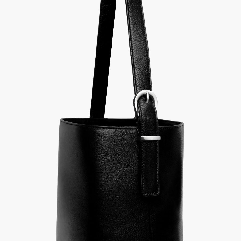 Thursday Boots - Women's Bags Bucket Bag | Black & Silver - view 6