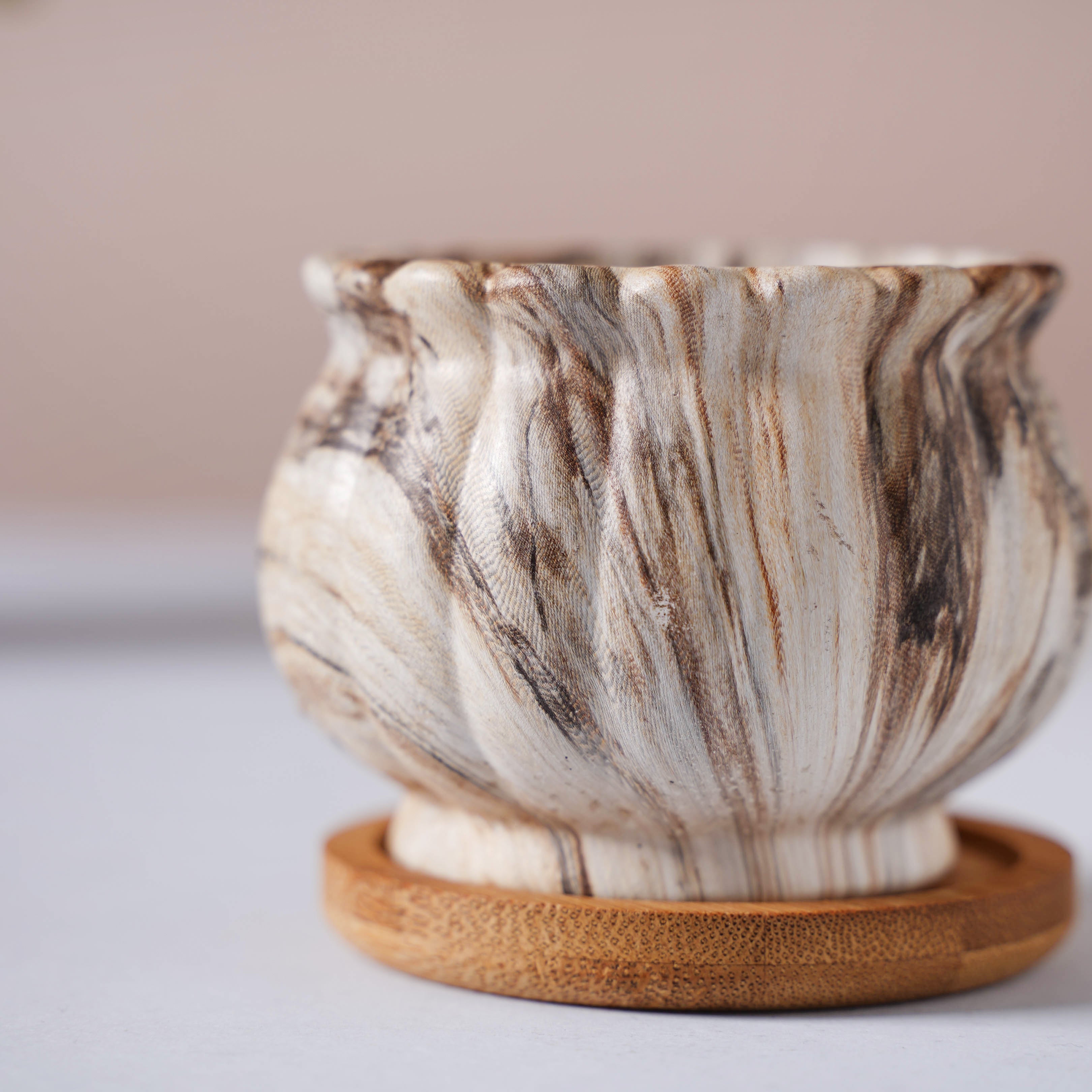 Nestasia Cinzia Marble Patterned Planter With Coaster - view 8