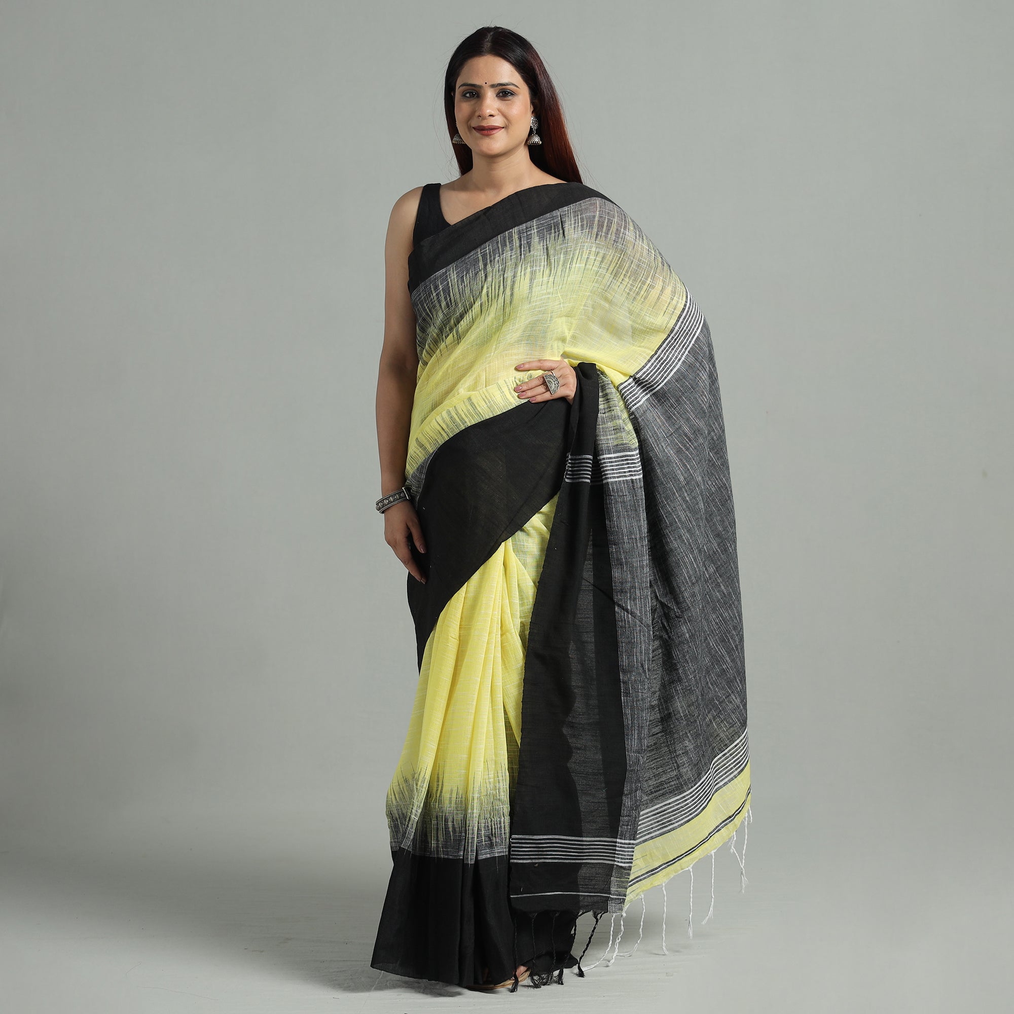 KHUSHBASH - HAPPY LOOM OF EAST Black - Phulia Bengal Handloom Fine Cotton Saree 45
