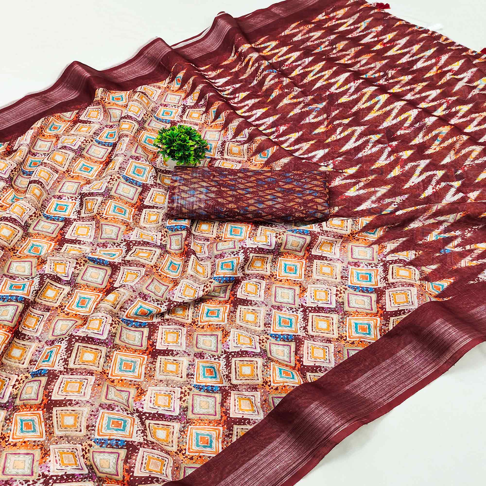 Peachmode Maroon Printed Linen Saree – Women's