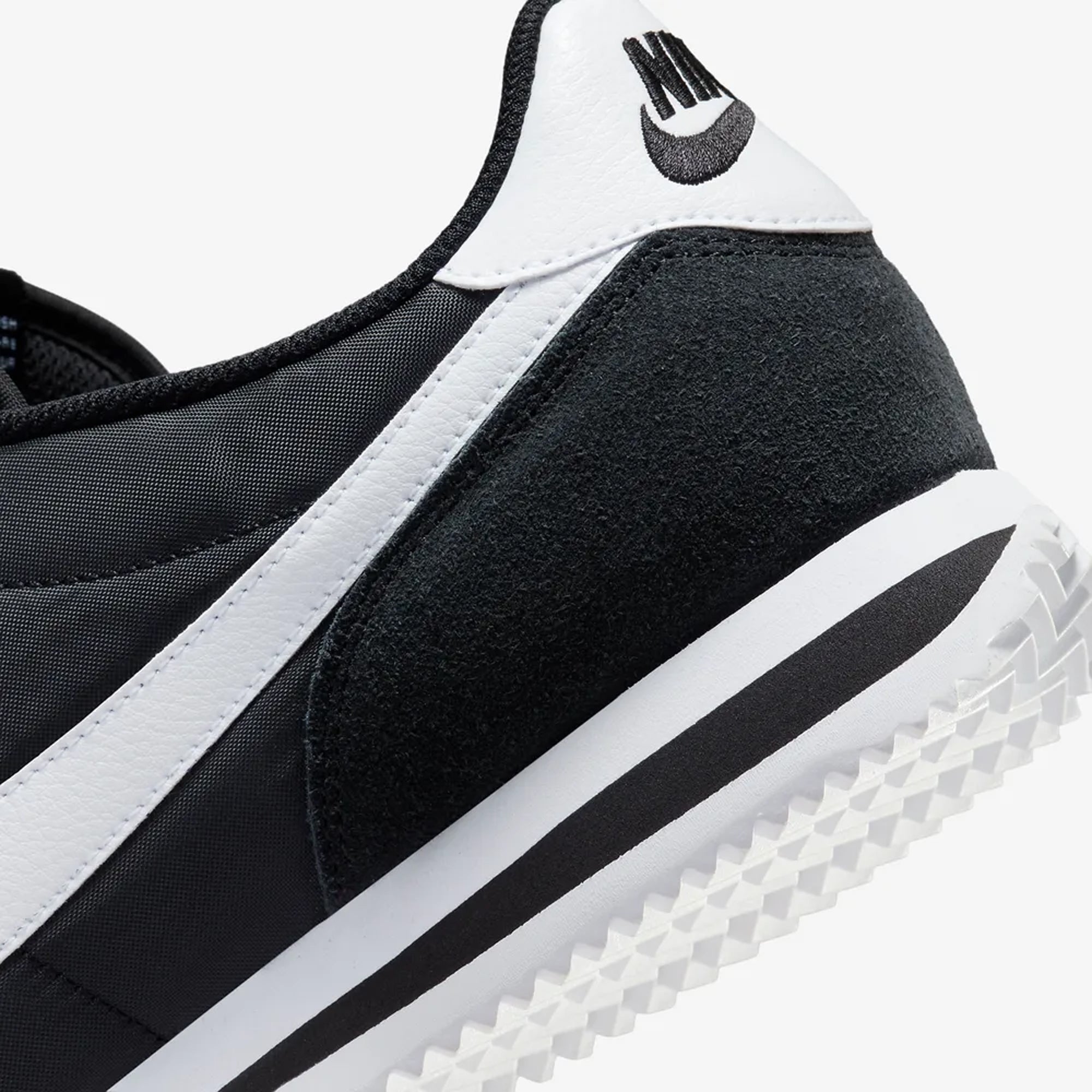 Nike | CORTEZ TXT { BLACK/WHITE - view 5