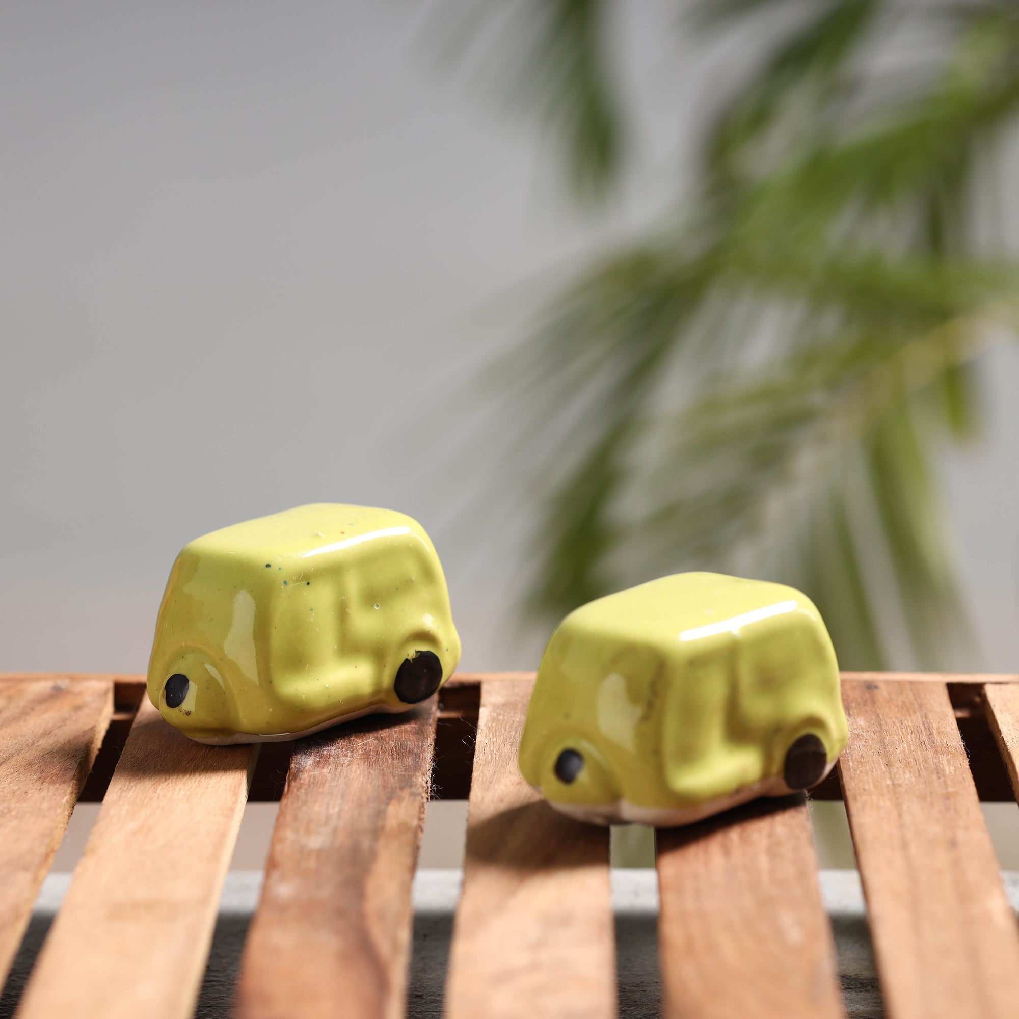 ITOKRI CRAFTS INITIATIVE Auto Rickshaw - Handcrafted Ceramic Toys (Set of 2)