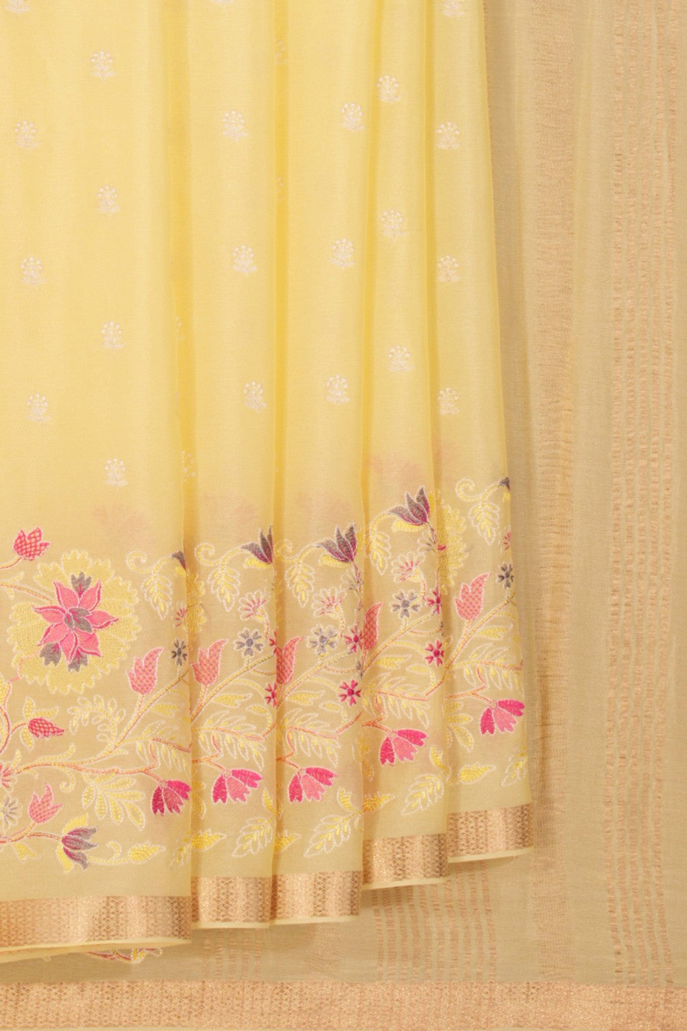 Kalanjali Crepe Saree With Embroidery Work – Women's