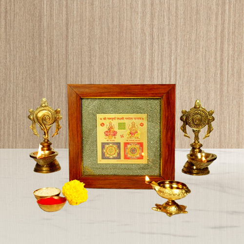 Gemsmantra 2D Yantra - Frame of Four - Shree Sampoorna Laxmi Ganesh Yantra - Pyrite Dust frame