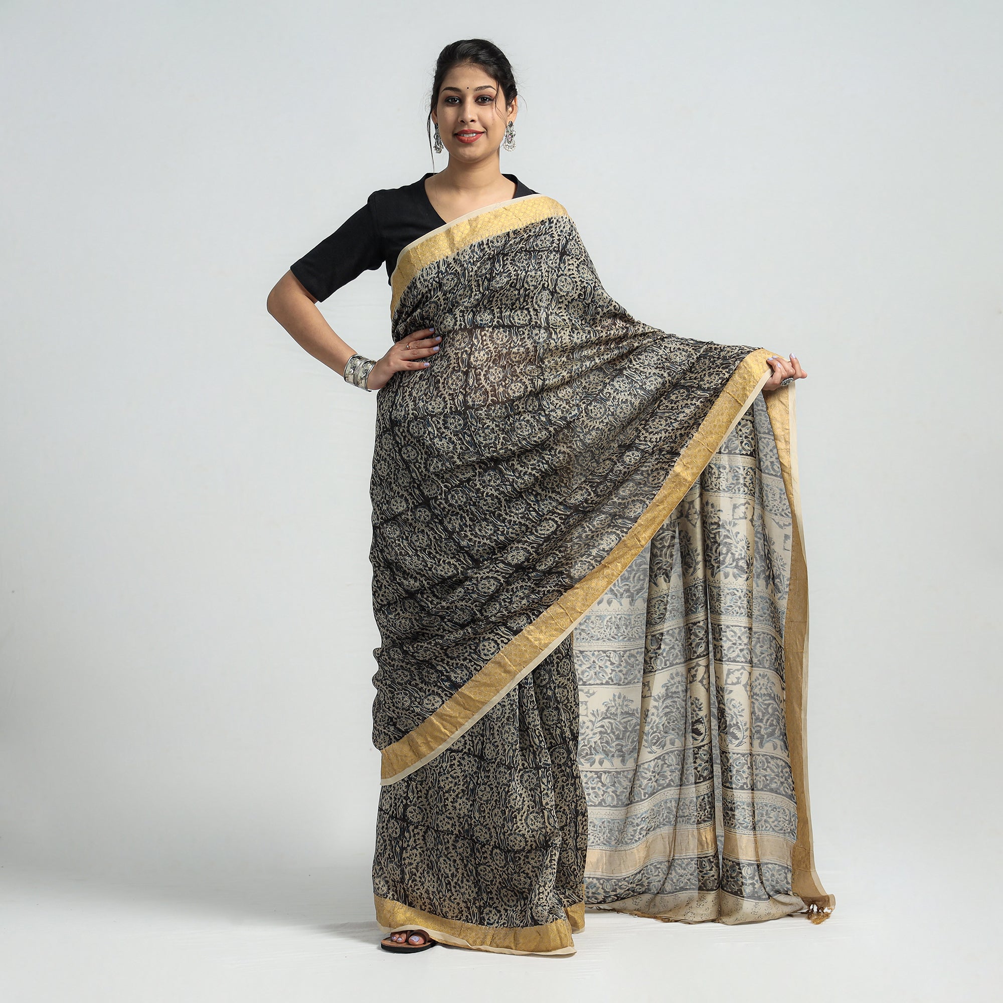 VENKATA BHANU KALAMKARI PEDANA Black - Original Pedana Kalamkari Block Print Silk Saree - view 2