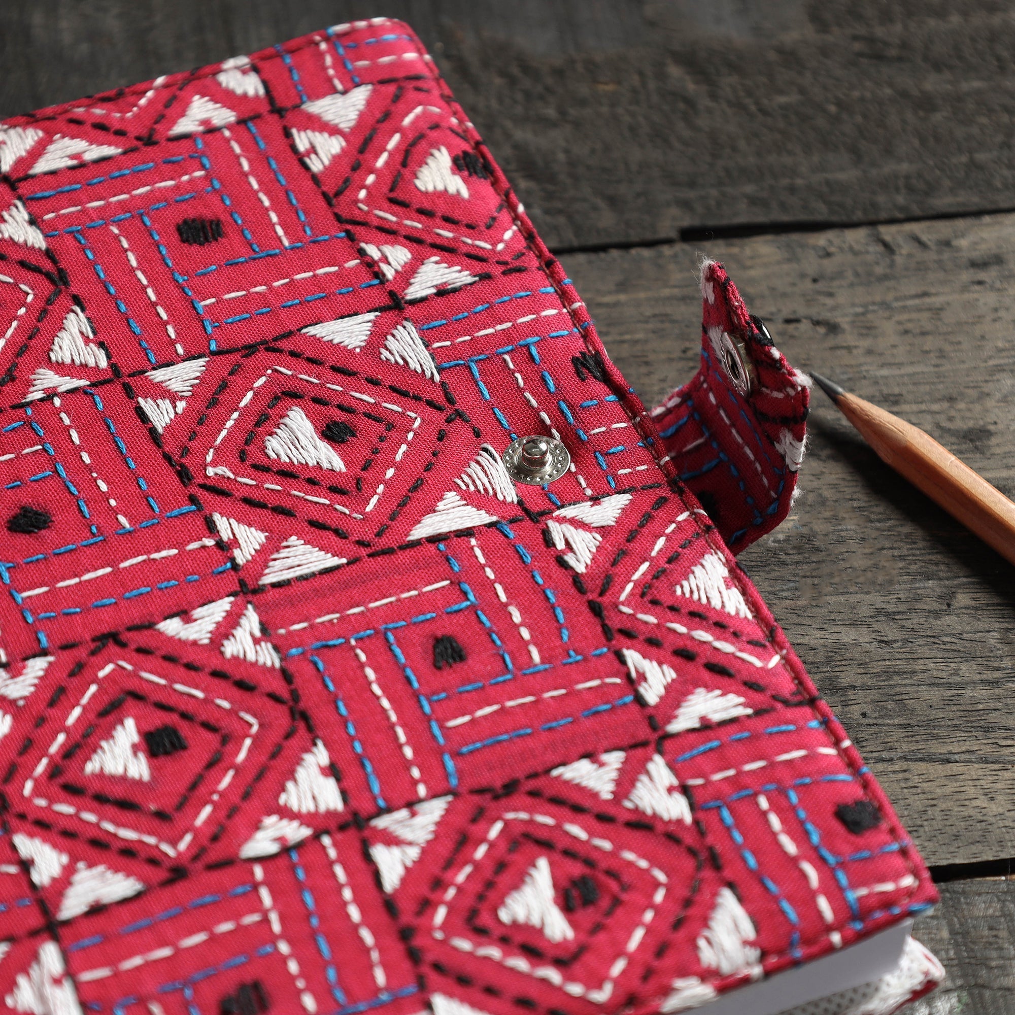 ASALKAAR Bengal Kantha Work Handcrafted Notepad (7 x 6 in) - view 2