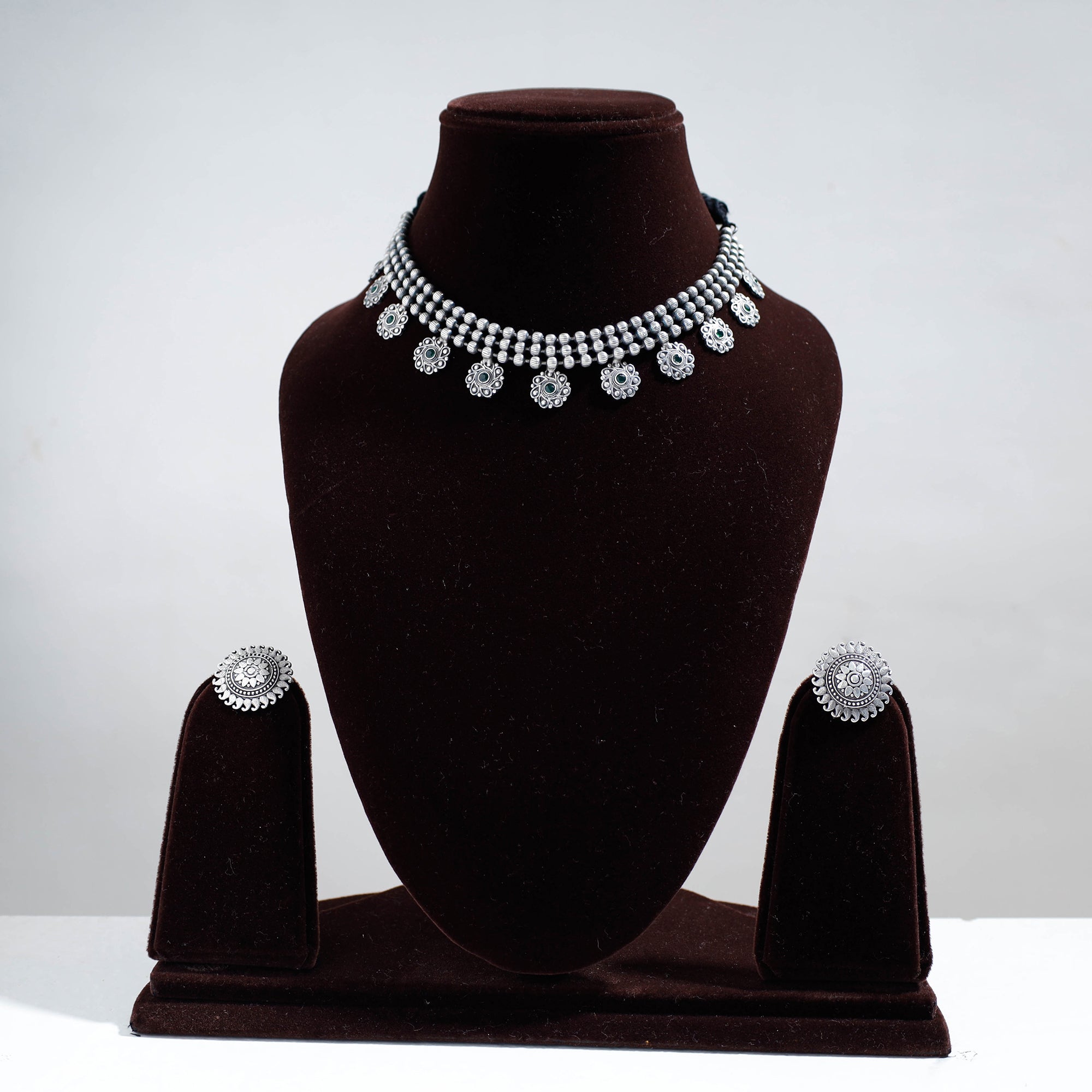WHITE RIVER STORIES Antique Silver Finish Oxidised Brass Base Choker Necklace Set