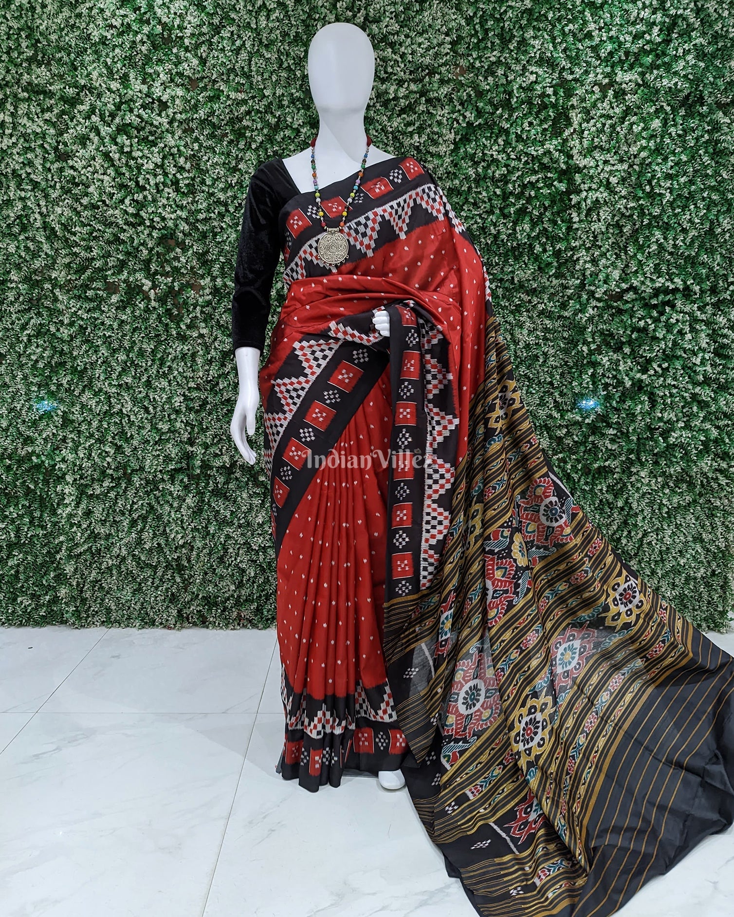 IndianVillèz Red Single Butta Border Pasapali Contemporary Silk Saree