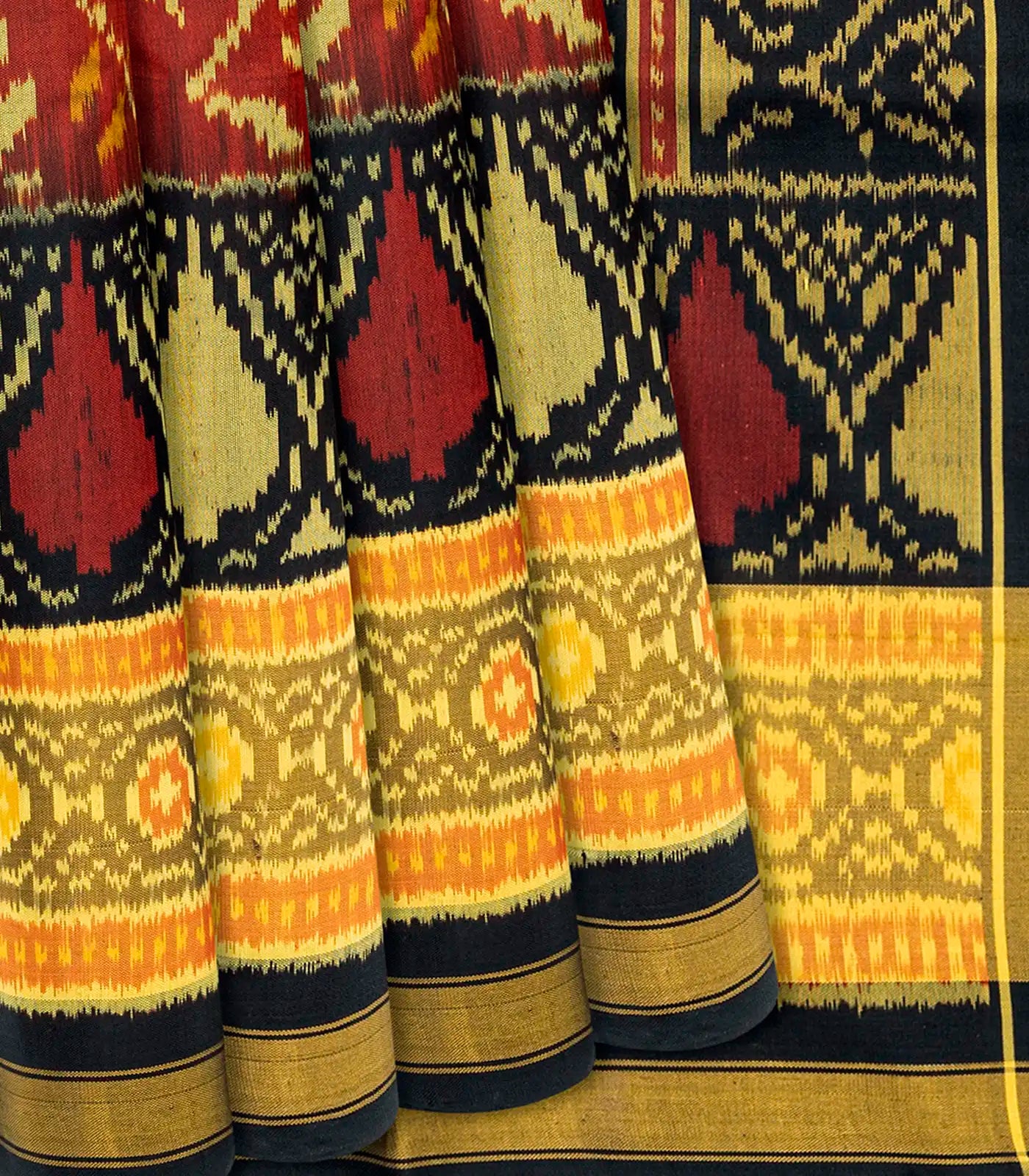 RmKV Maroon Handloom Rajkot Patola Silk Saree With Floral Motifs-Maroon