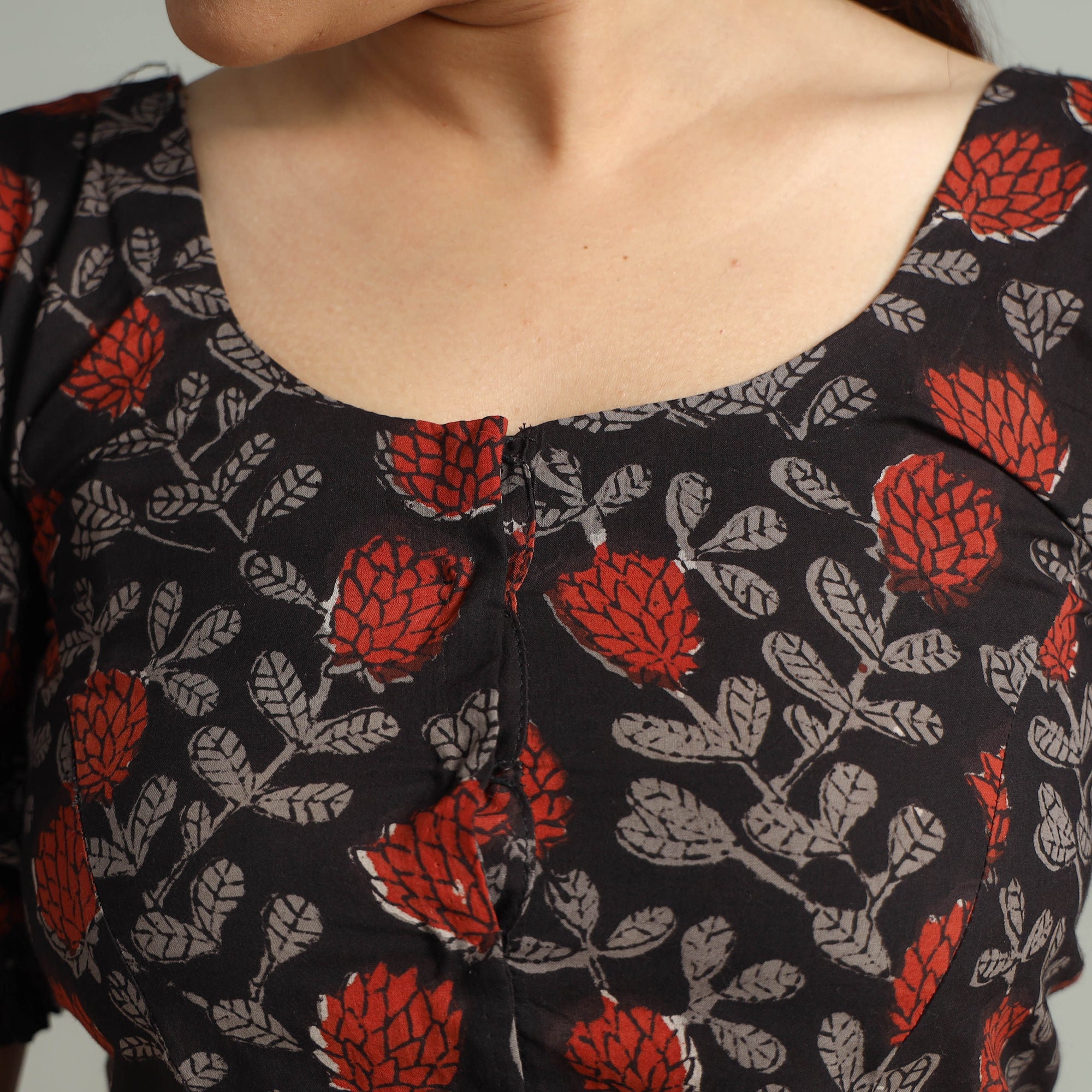 ITOKRI CASUALS Black - Bagru Block Printed Cotton Stitched Blouse 01 - view 4