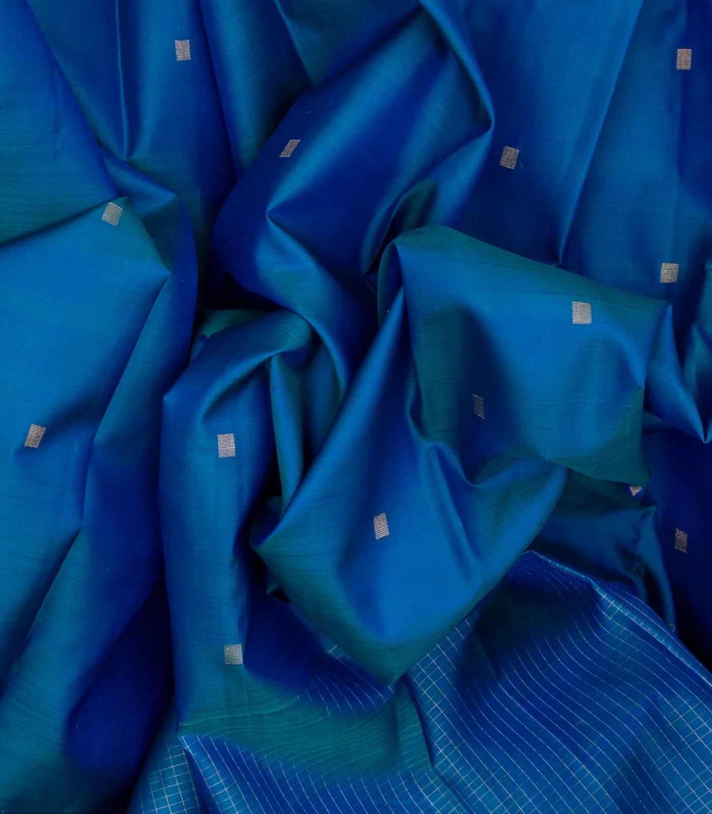 RmKV Blue Handloom Kanchipuram Silk Saree With Square Buttas - view 3