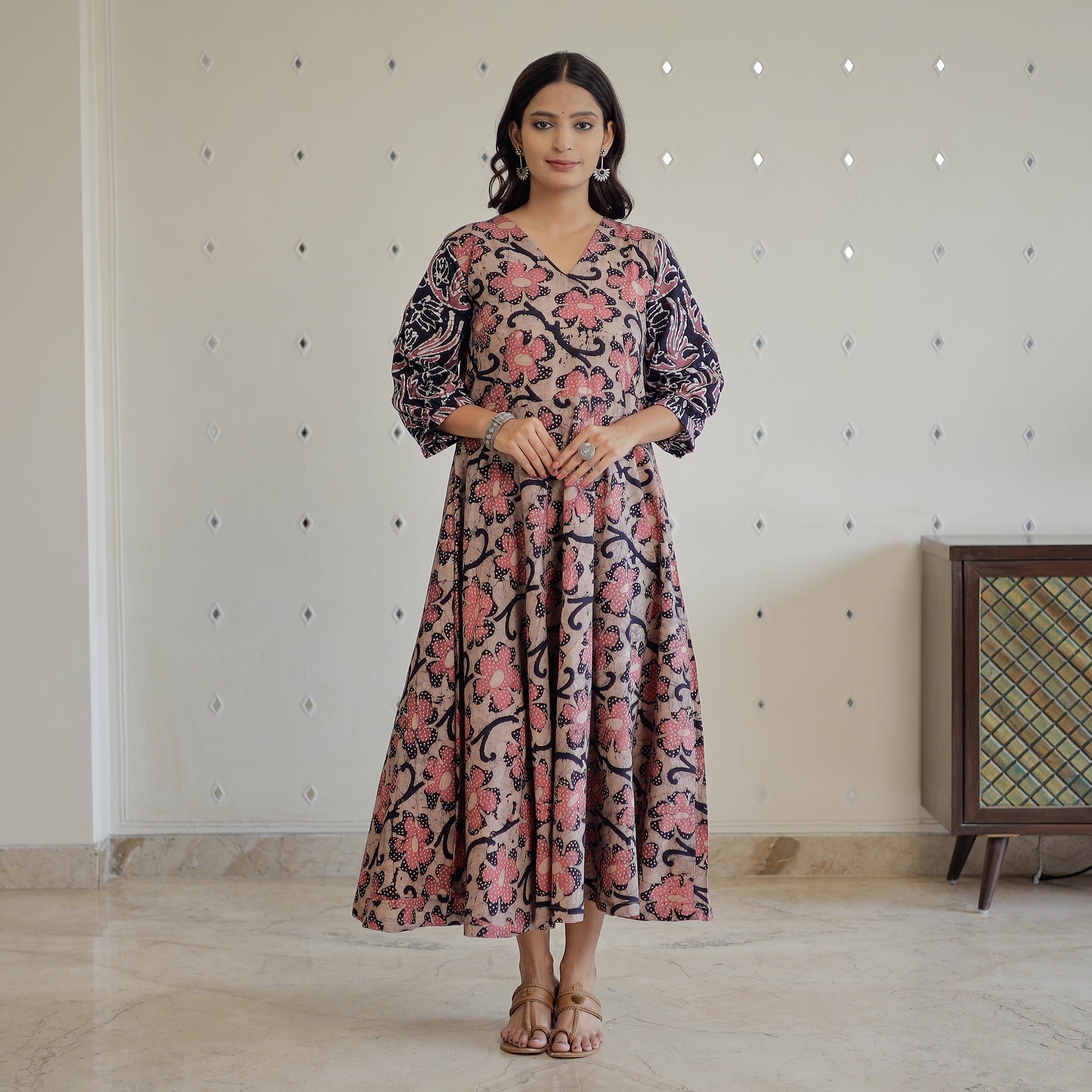 ITOKRI CASUALS Brown - Hand Batik Printed Cotton Flared Dress 06 - view 2