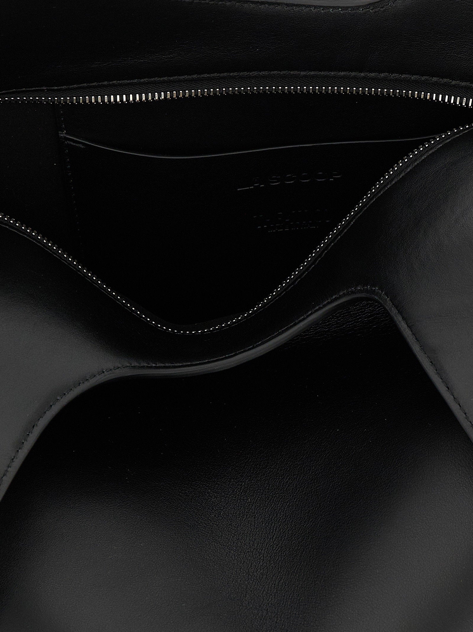 The Attico La Scoop Medium Shoulder Bag - view 4