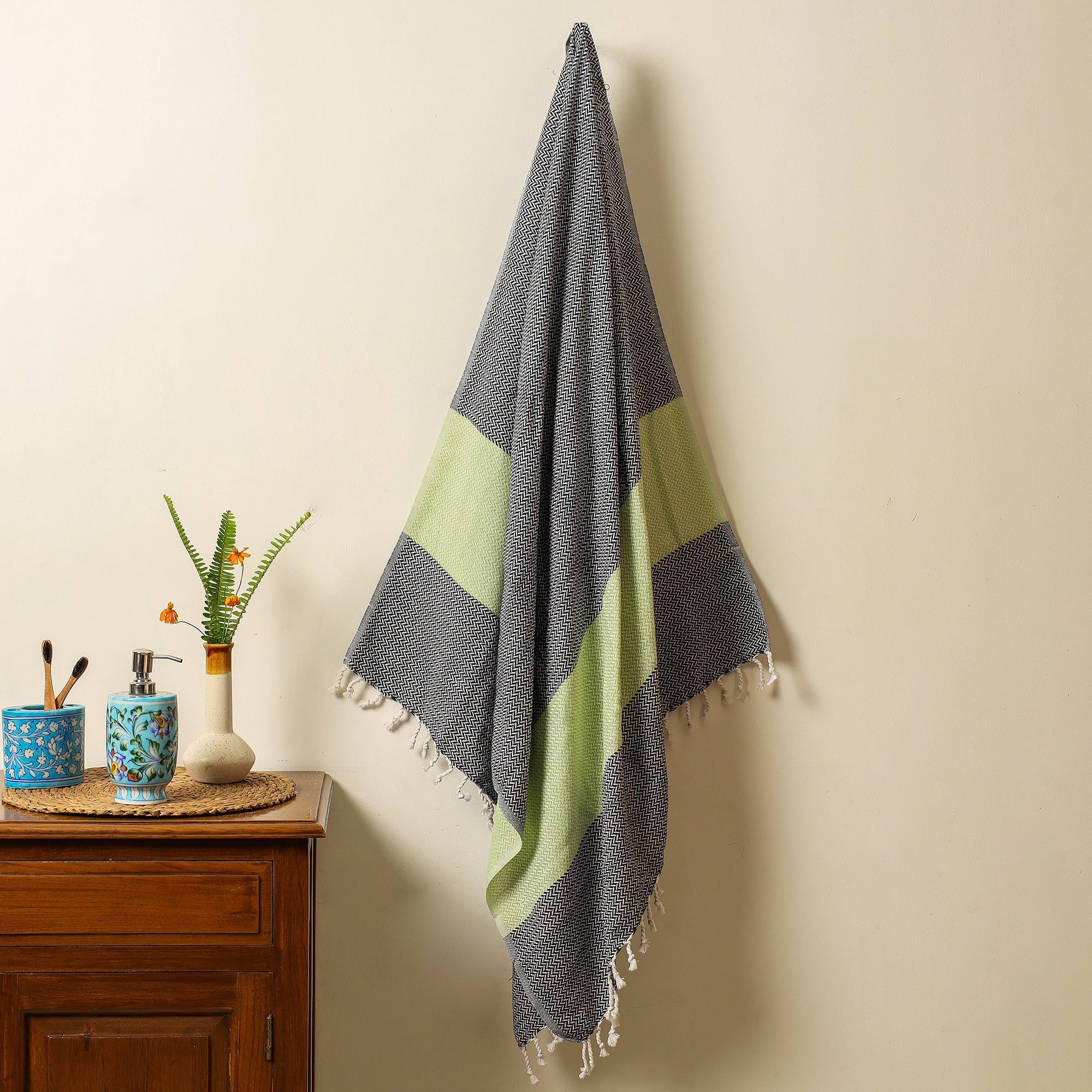 HANDLOOM VIRASAT Black - Handloom Cotton Towel with Tassels from Bijnor by Nizam