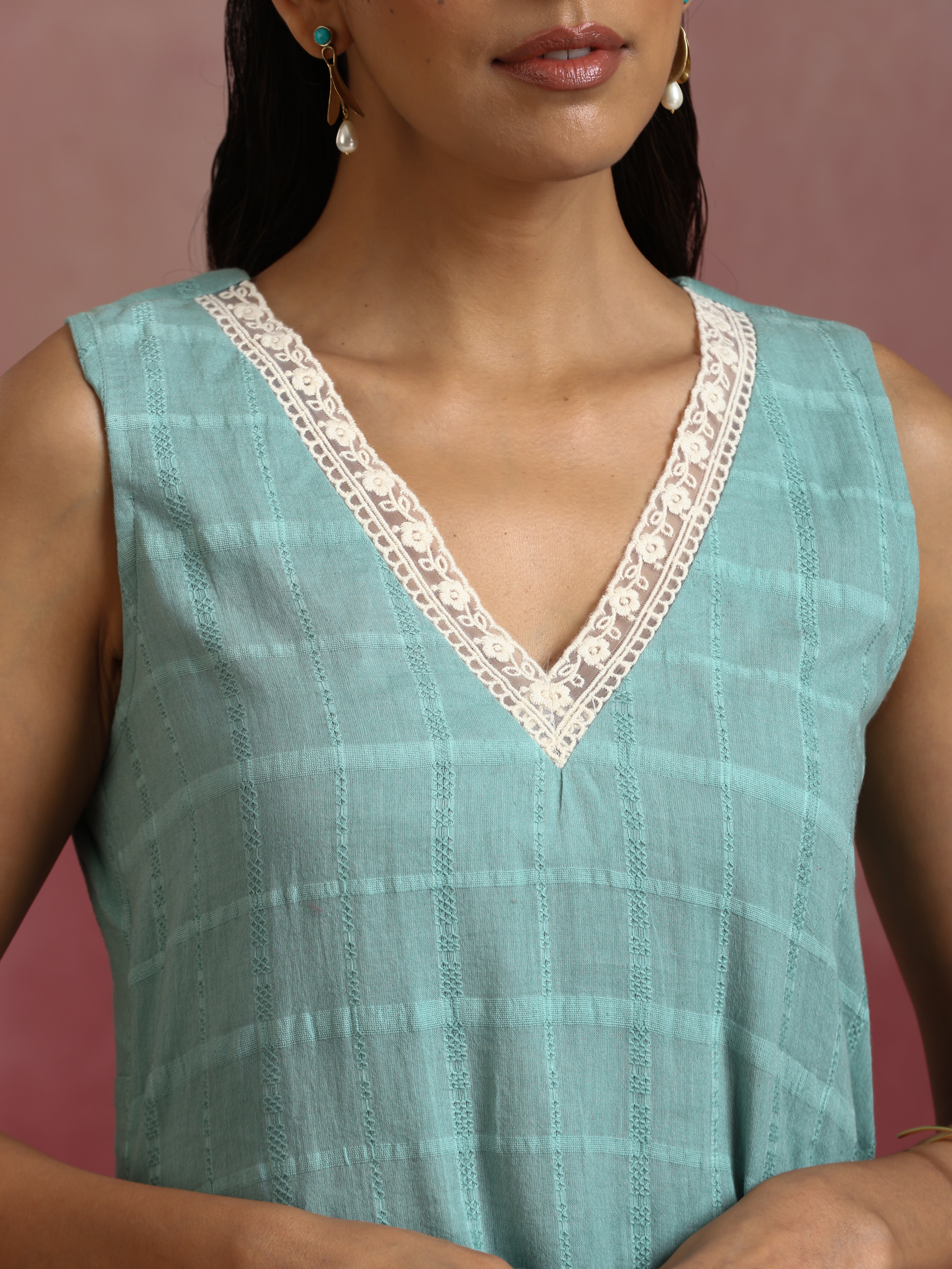 trueBrowns Aqua Blue Cotton Dobby High low Kurta Set - view 5