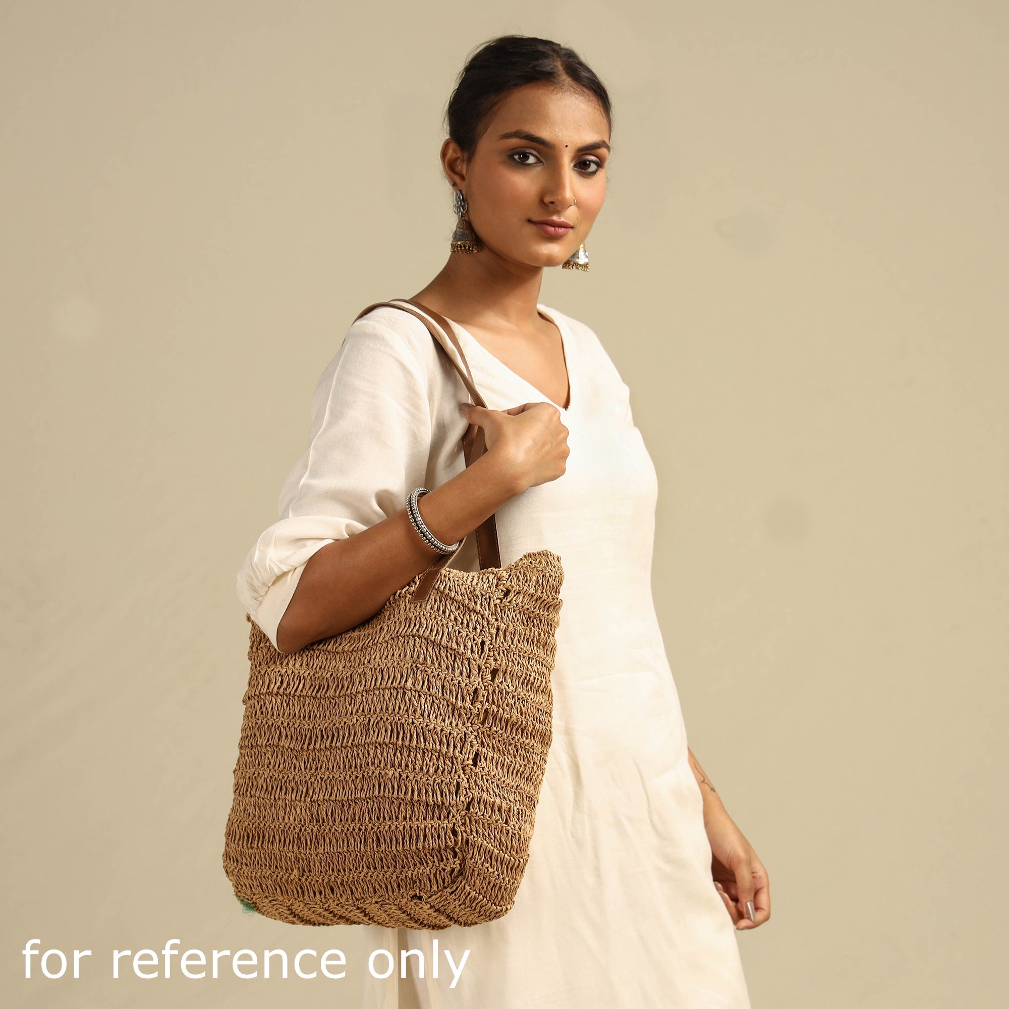 ITOKRI CRAFTS INITIATIVE Beige - Handcrafted Multipurpose Raffia Shoulder Bag - view 4