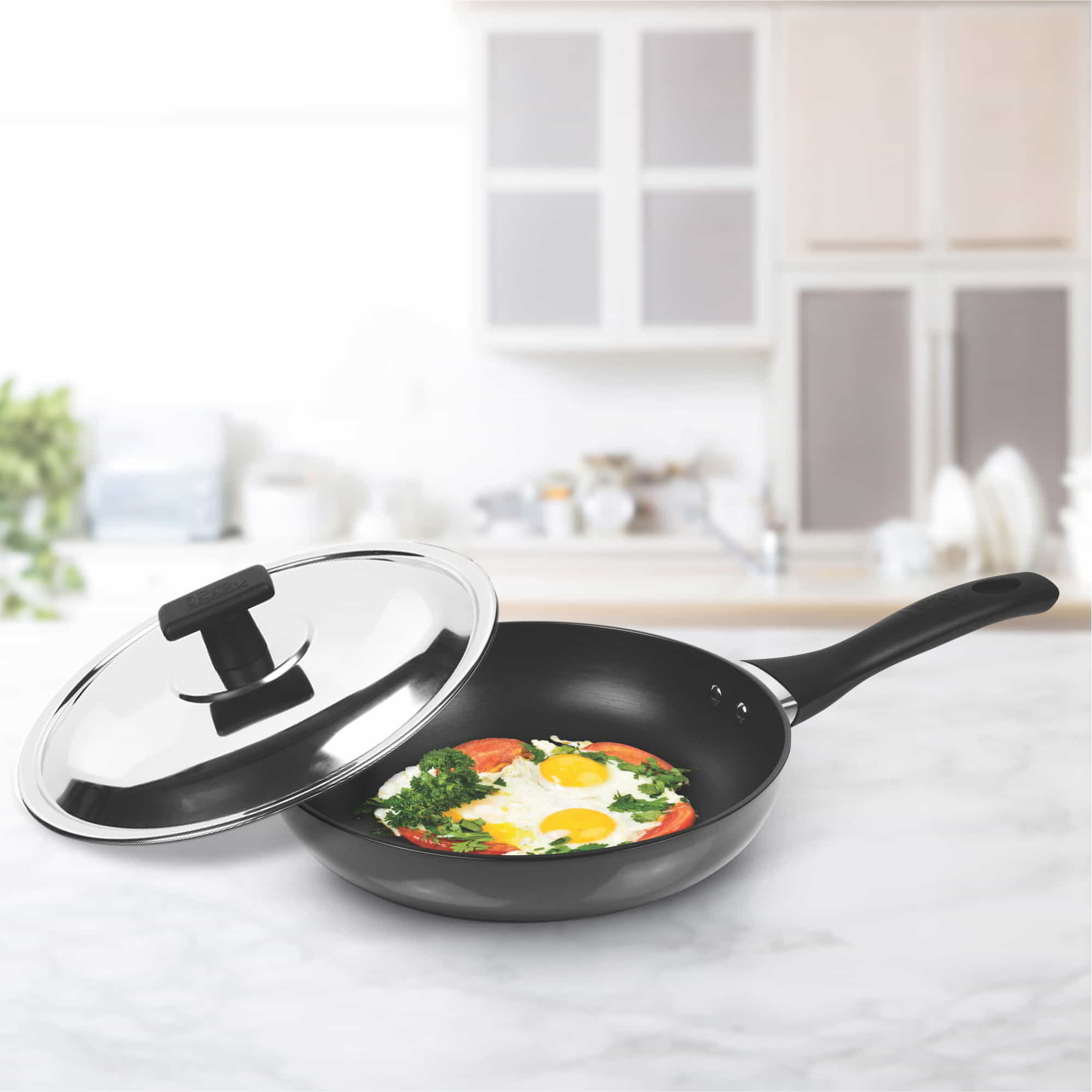 Hard Anodized Fry Pan With Stainless Steel Lid (Milton Procook) - view 2