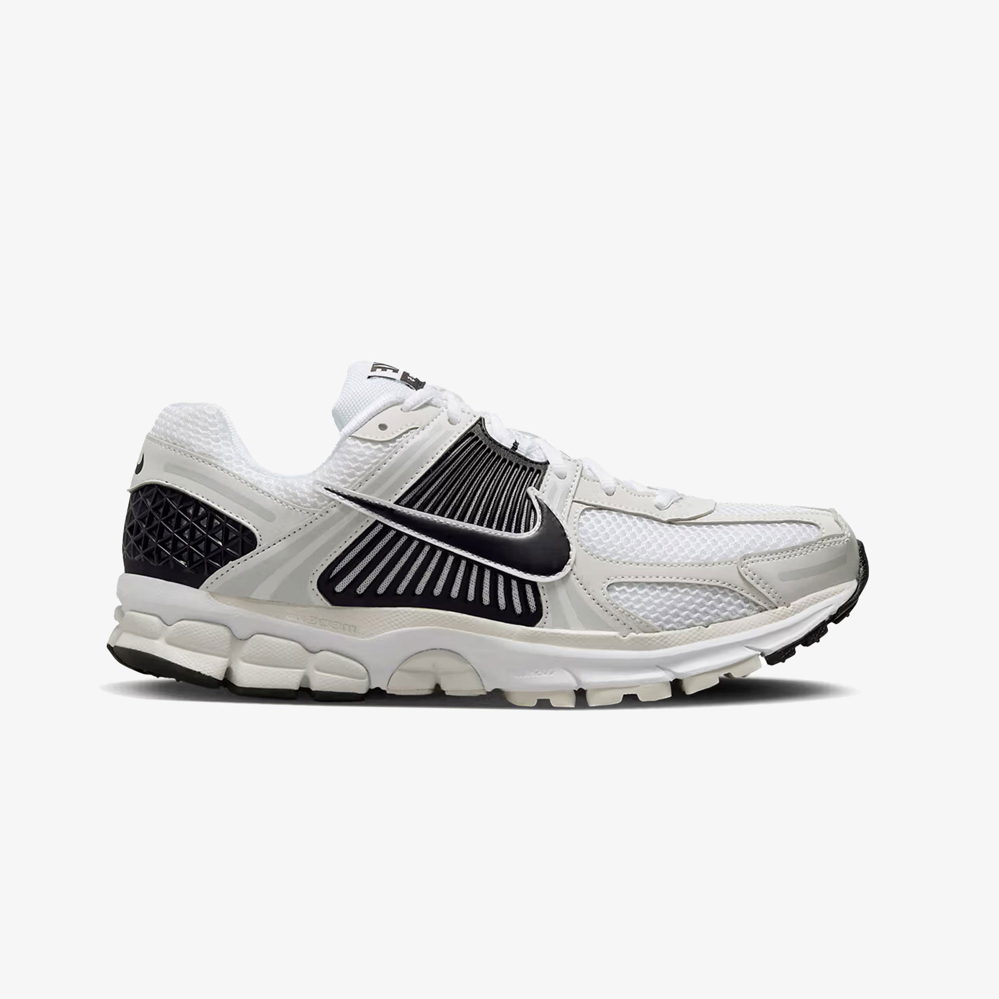 Nike | Zoom Vomero 5 { White/black-platinum Tint-mtlc Platinum