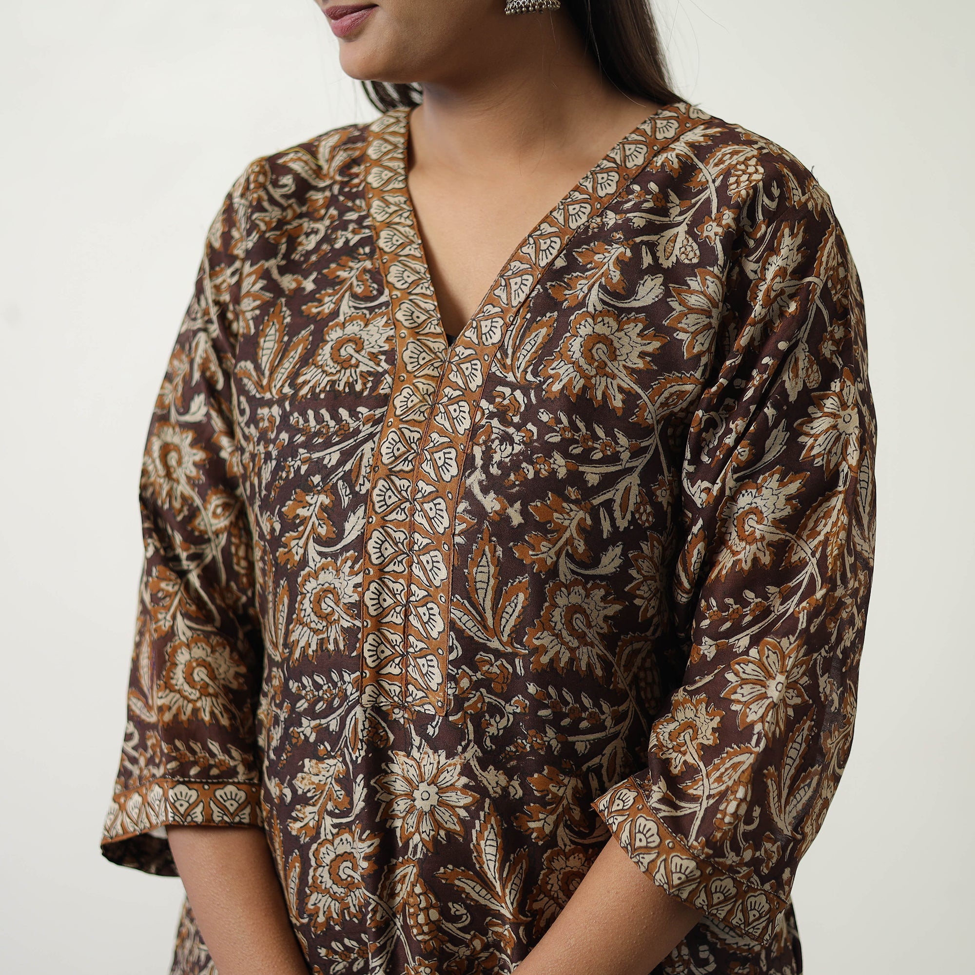 ITOKRI CASUALS Brown - Chanderi Silk Hand Block Bagru Print Kurta Set 02 - view 5