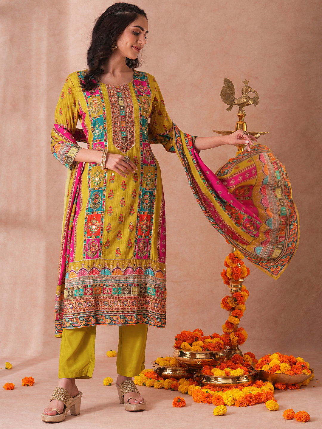 FASHOR Ethnic Printed & Embroidered Straight Fit Kurta with Pant and Dupatta - Green - view 2