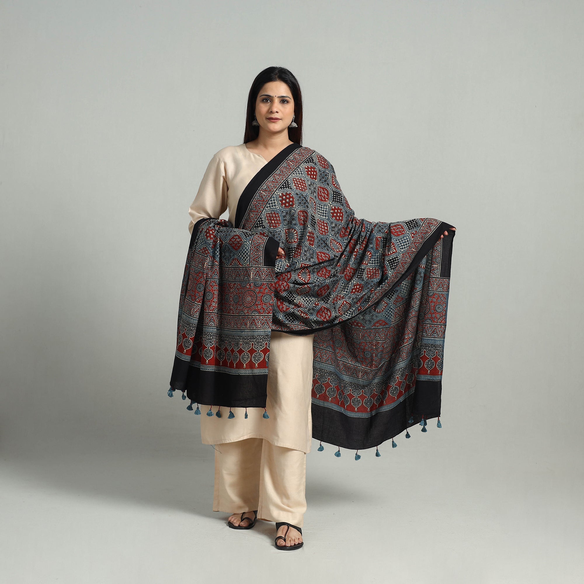 AJRAKH BY SUFIYAN ISMAIL KHATRI Blue - Hand Block Printed Cotton Ajrakh Dupatta 01 - view 2