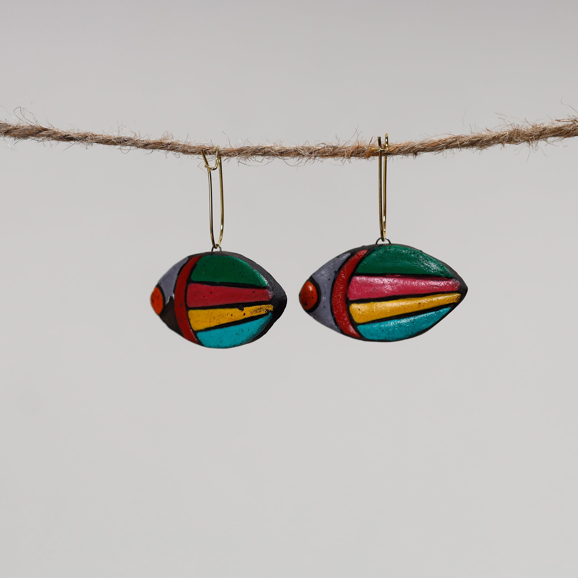 KHUSHBASH - HAPPY LOOM OF EAST Bishnupur Handpainted Terracotta Earrings