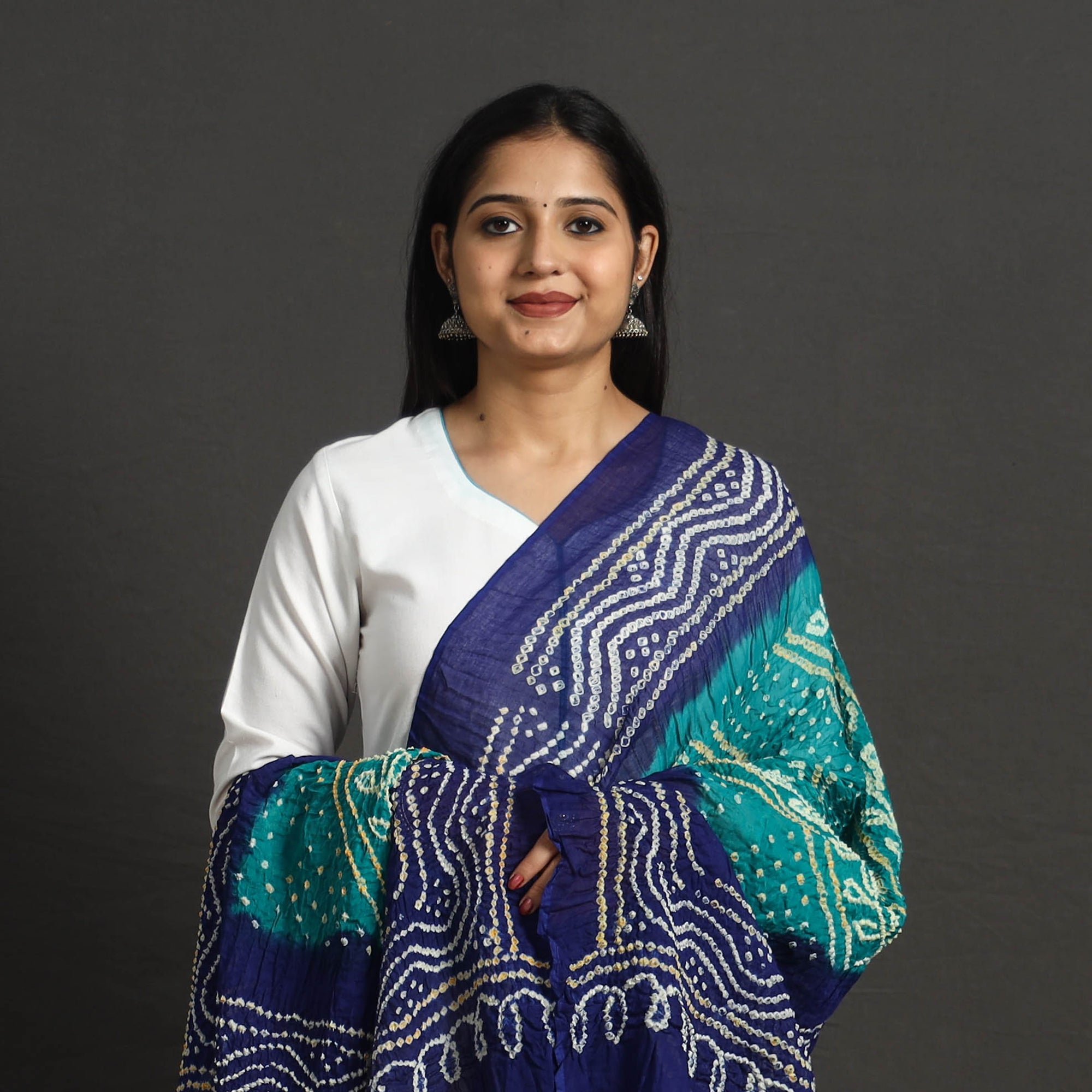KACHCHH JI CHHAAP Kutch Tie-Dye Cotton Bandhani Dupatta 17 - view 3
