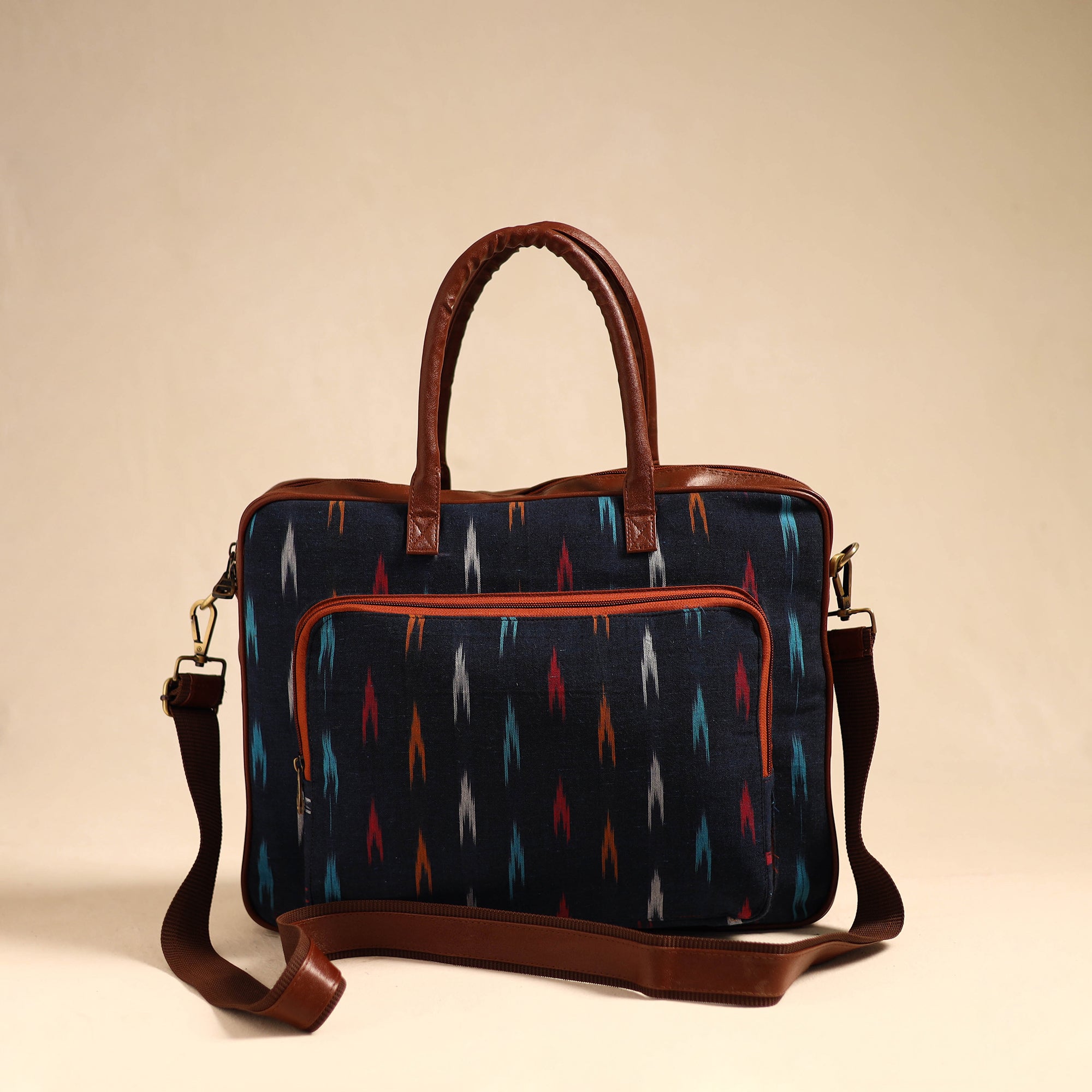 ITOKRI CRAFTS INITIATIVE Black - Handmade Pochampally Ikat Laptop Bag 12