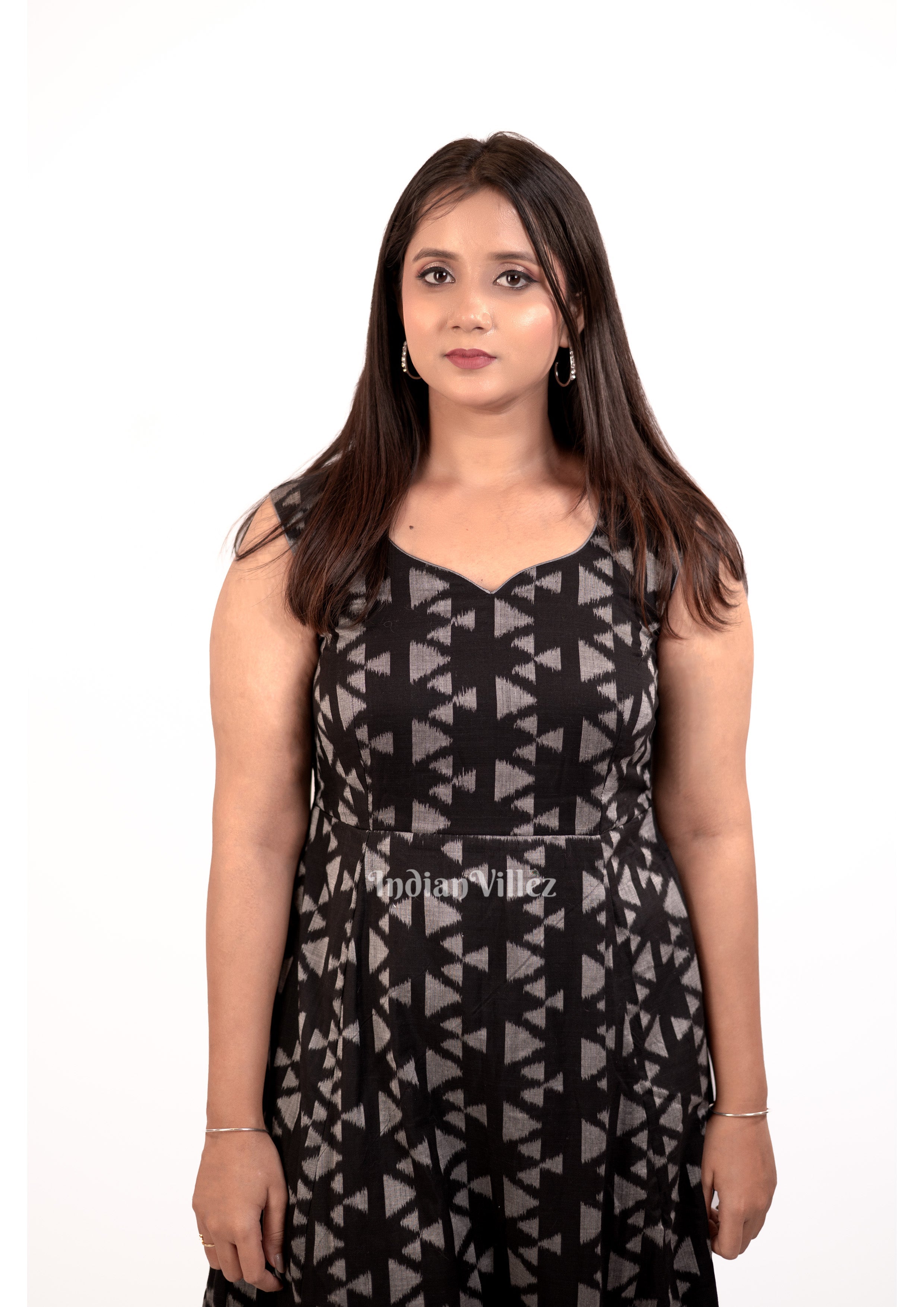 IndianVillèz Deep Black Sambalpuri Ikat Cotton Long Gown Kurti for Women - view 2