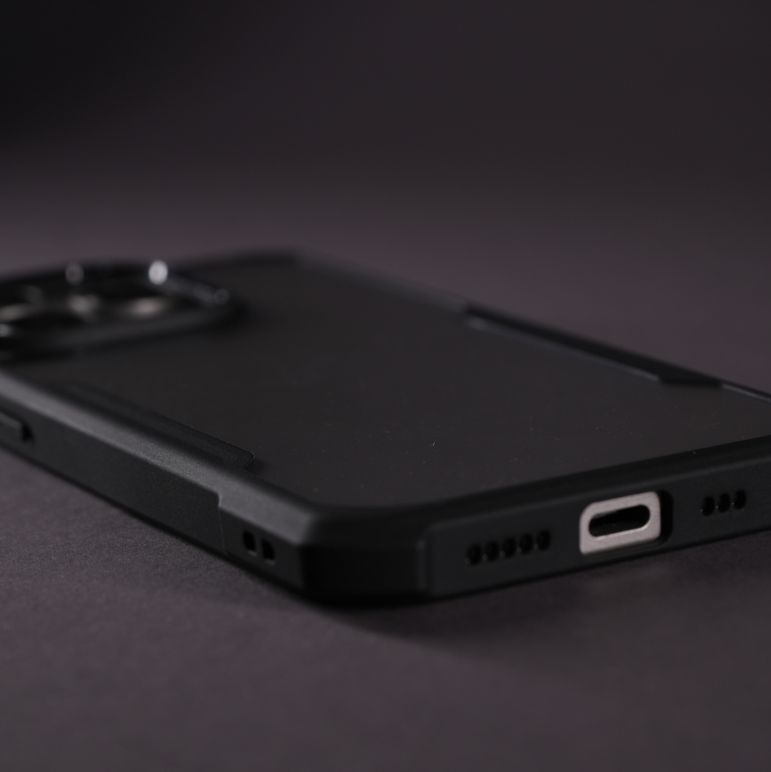 technoidtech iPhone 14 Plus Tactical Shield Vagabond Case - view 4