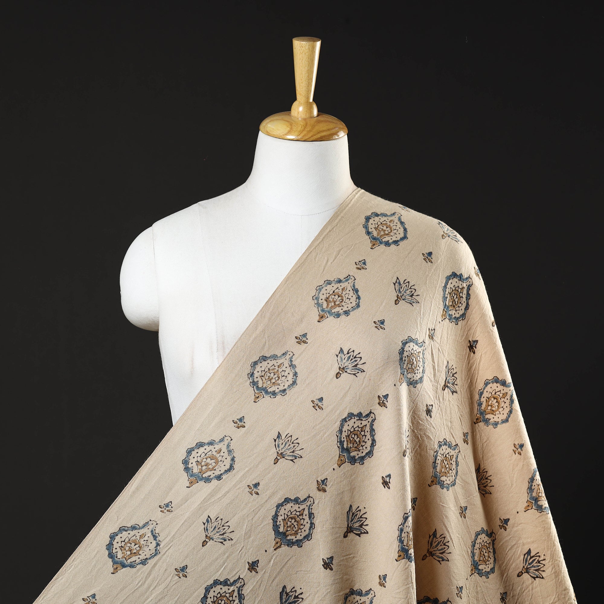 AJRAKH BY JABBAR KHATRI Beige - Pure Wool Handloom Ajrakh Print Fabric 04 - view 2