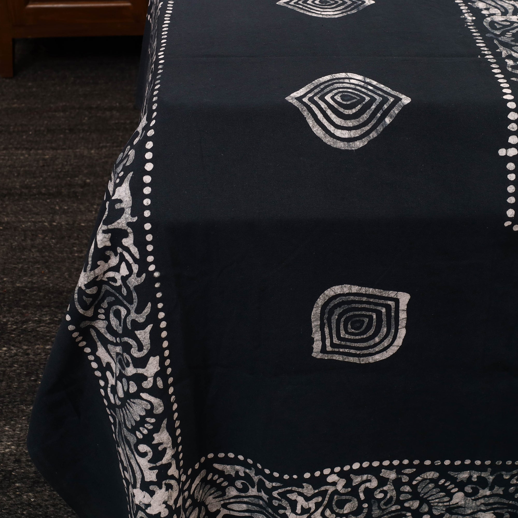 BATIK BY MD. SHARIFF Black - Cotton Double Hand Batik Print Bed Sheet Set 04 - view 3