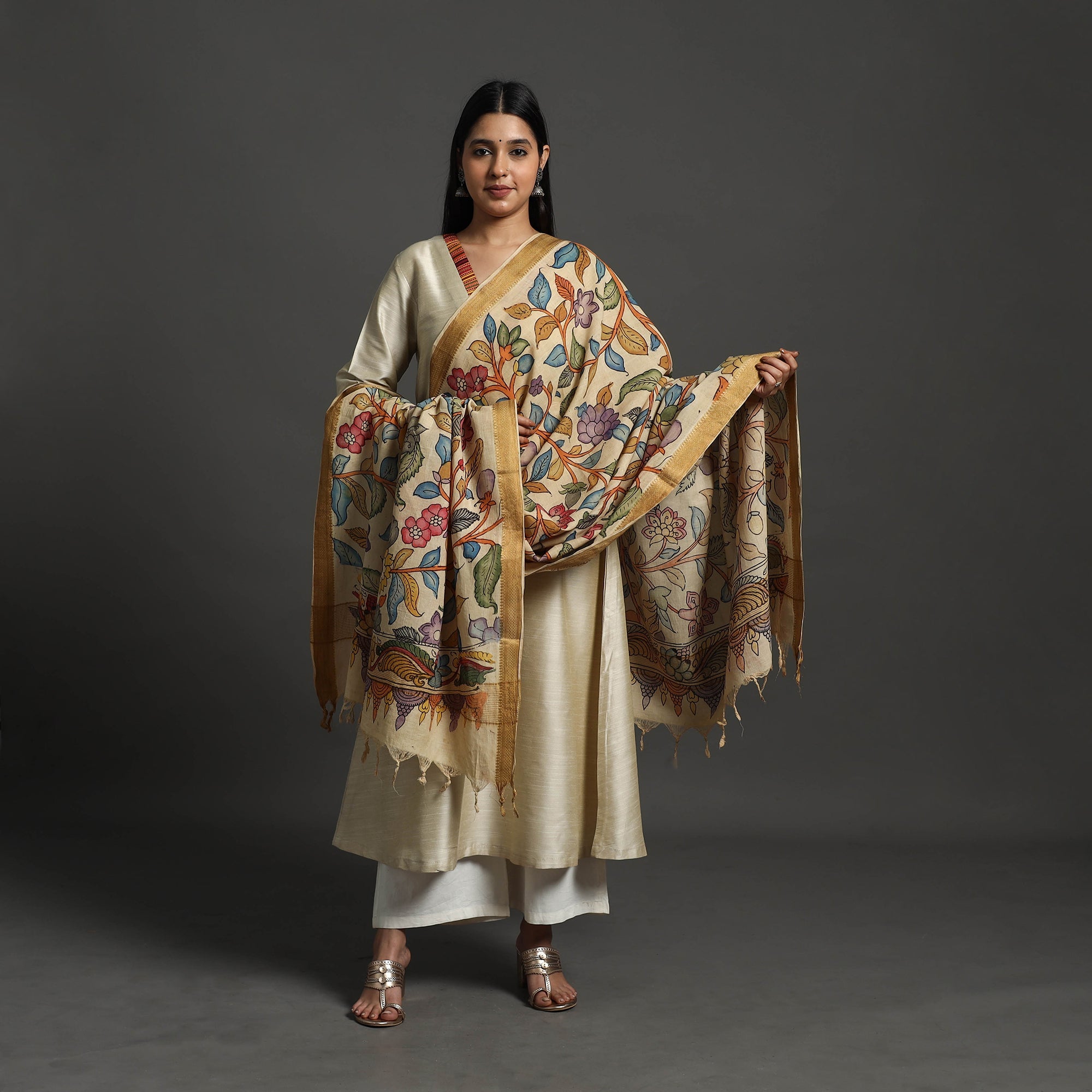 SOUTH KARGHA Beige - Mangalagiri Cotton Handpainted Pen Work Kalamkari Dupatta 10